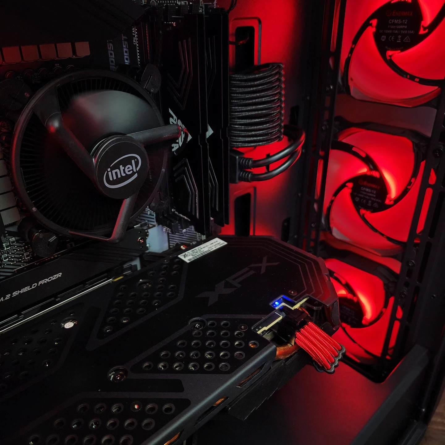 ❤️🖤❤️ RX 580 8GB // Core i3 10100F // 16GB 3600MHz // 500GB NVMe Gen4