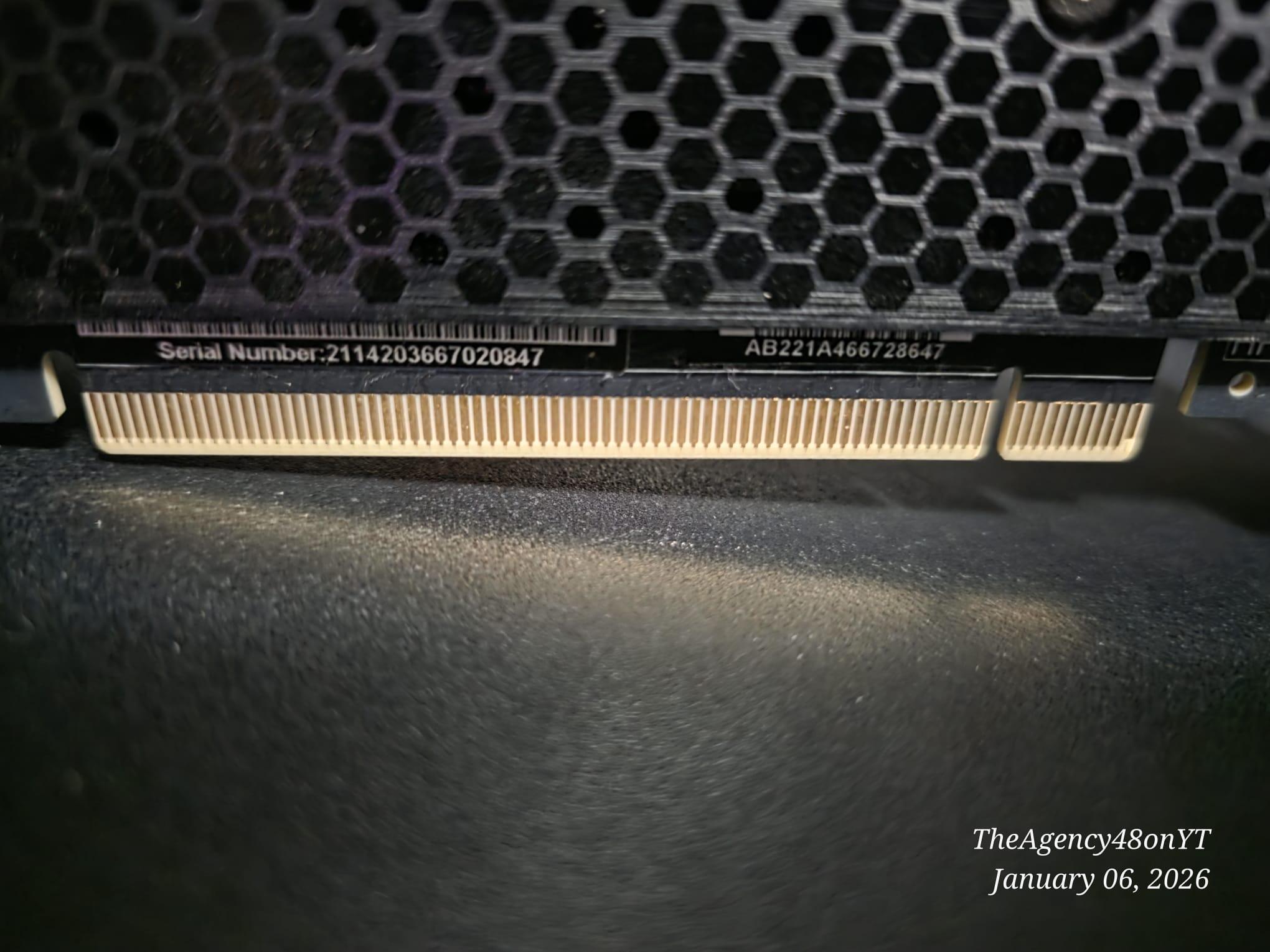 EVGA FTW3 ULTRA 3060 TI USED ONLY IN A GAMING PC