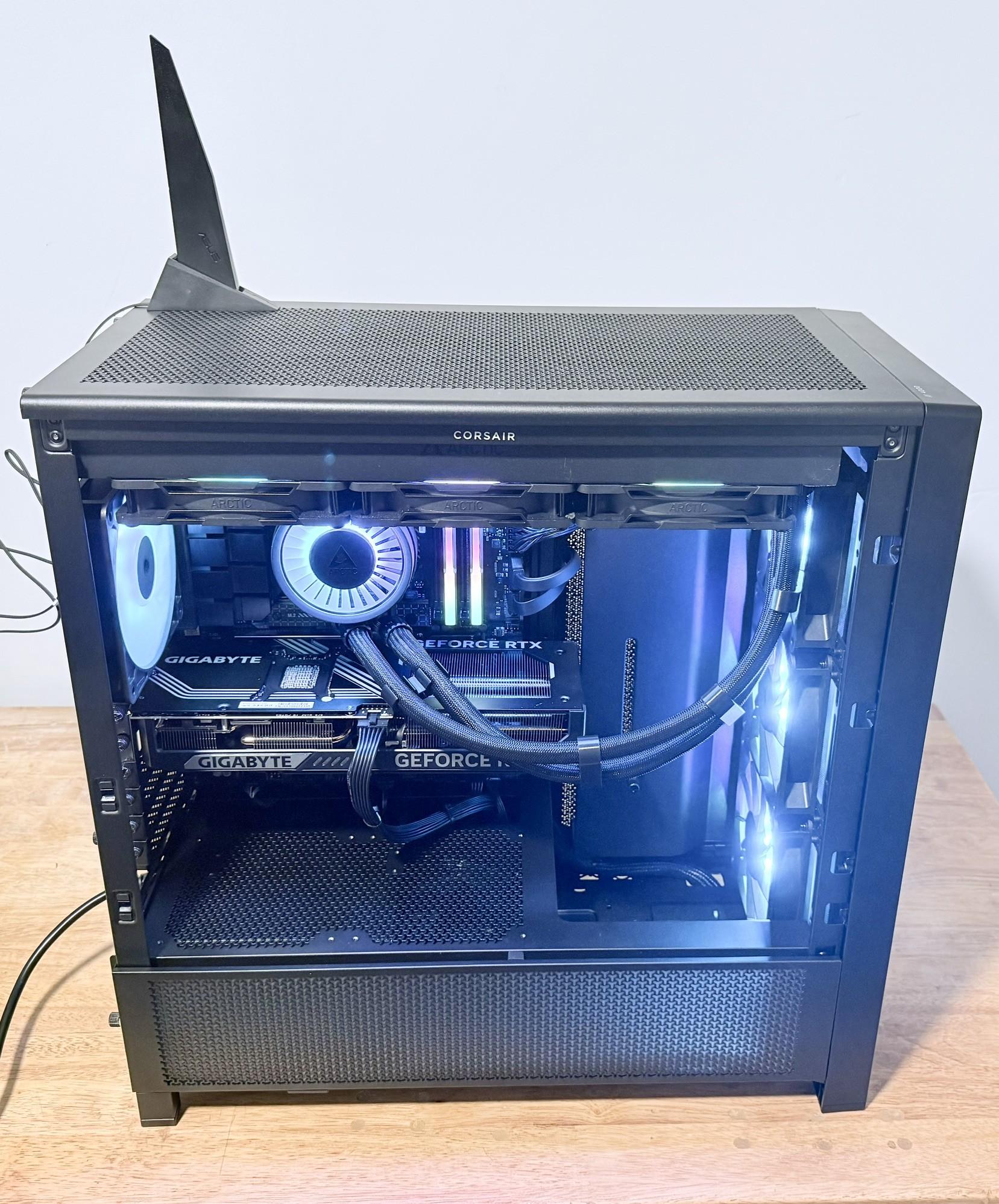 Corsair 4000D RTX 5070 OC 12GB