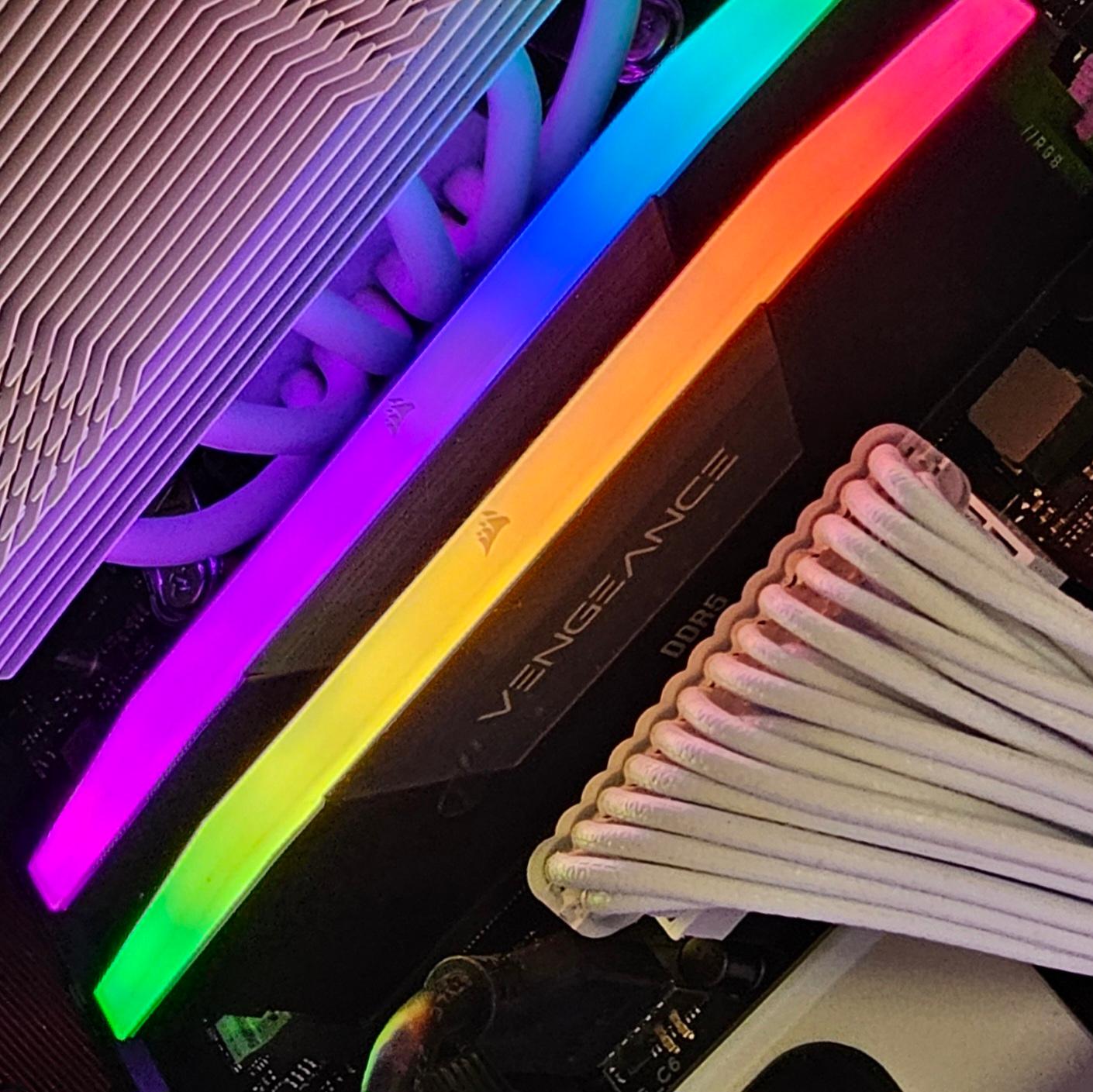 64GB DDR5 (2x32GB) CL30 6000MT/s RGB Corsair Vengeance