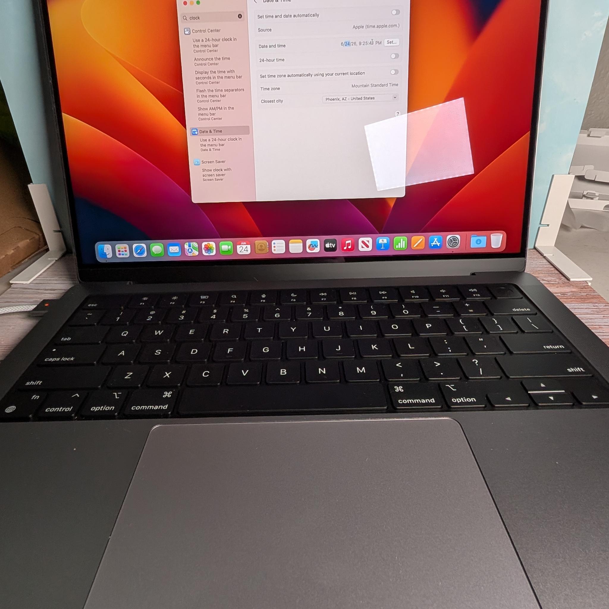 Apple MacBook Pro 14-inch (M2 Pro, 16GB RAM, 512GB SSD) - Space Gray