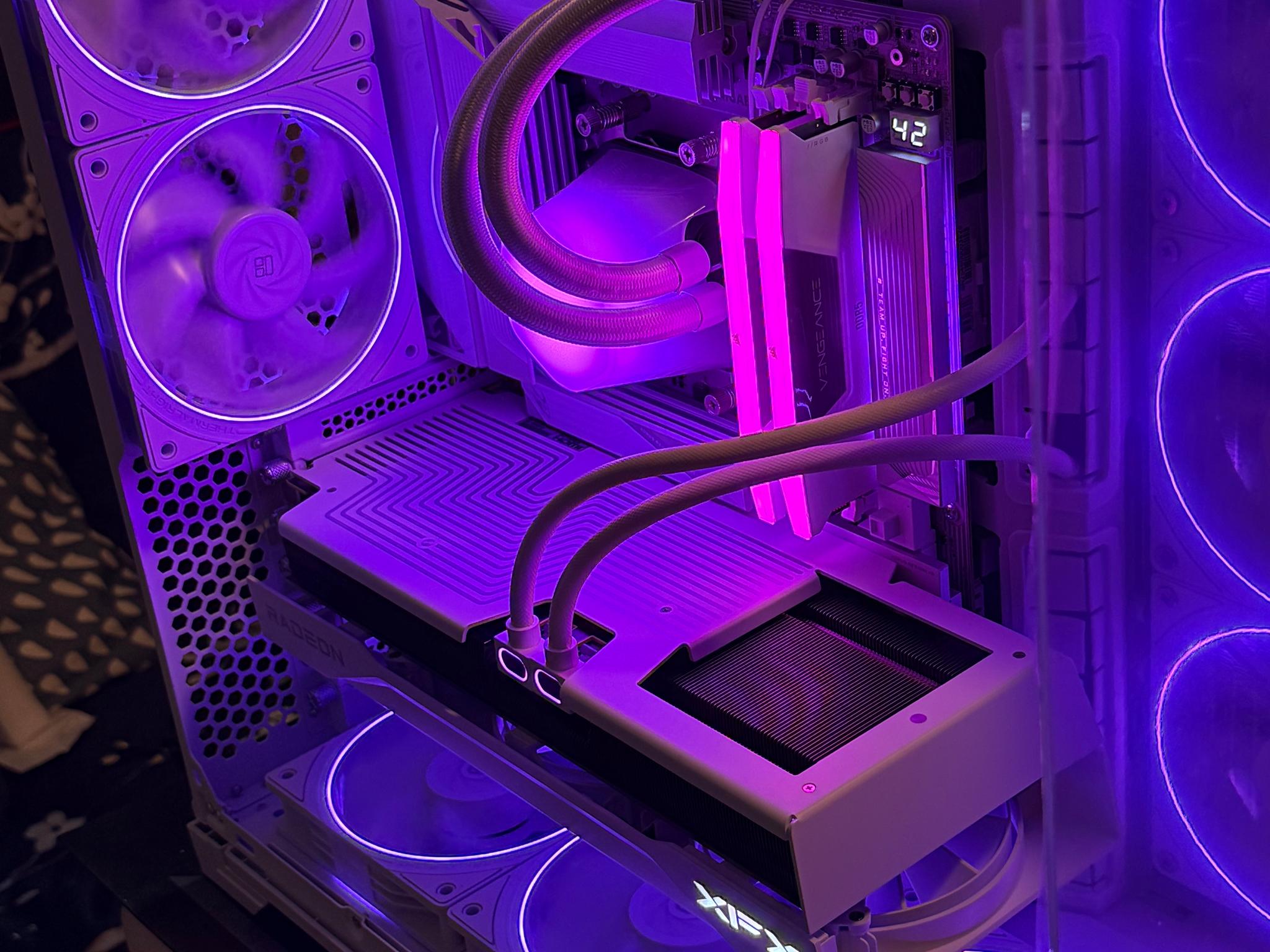 Premium Custom PC All White! 2TB Nvme! 9800X3D and 9070XT XFX Swift