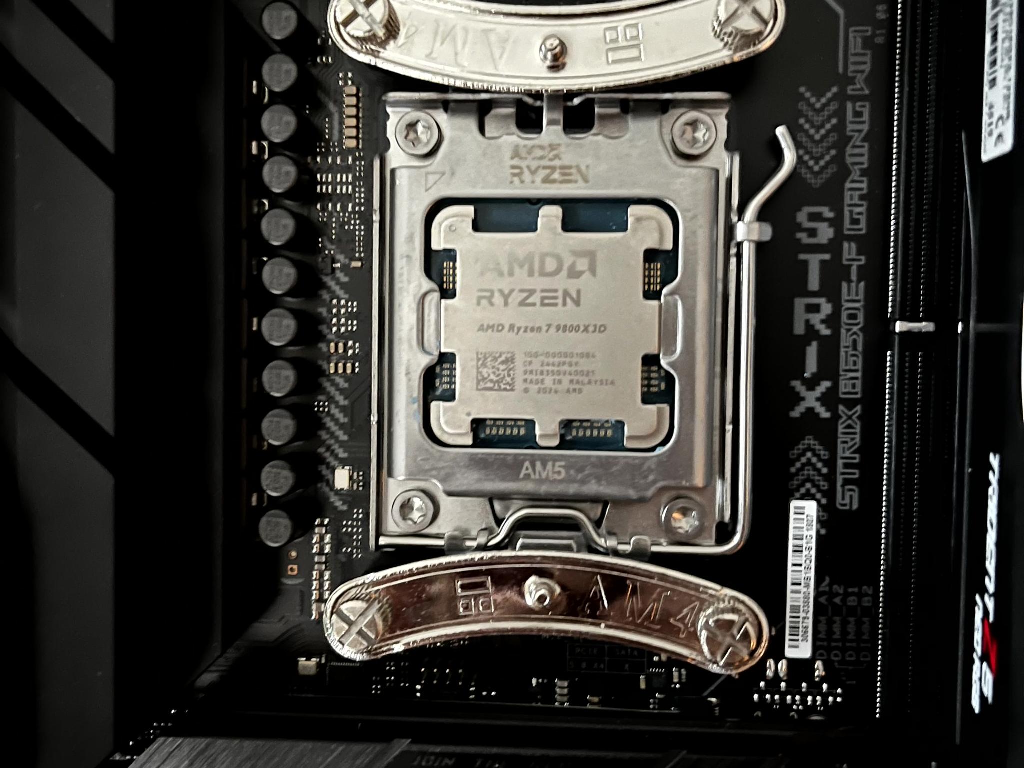 🔥Ryzen 7 9800X3D🔥 | 32G @6400 | Asus B650E-F motherboard | 4TB WD Black SN850X