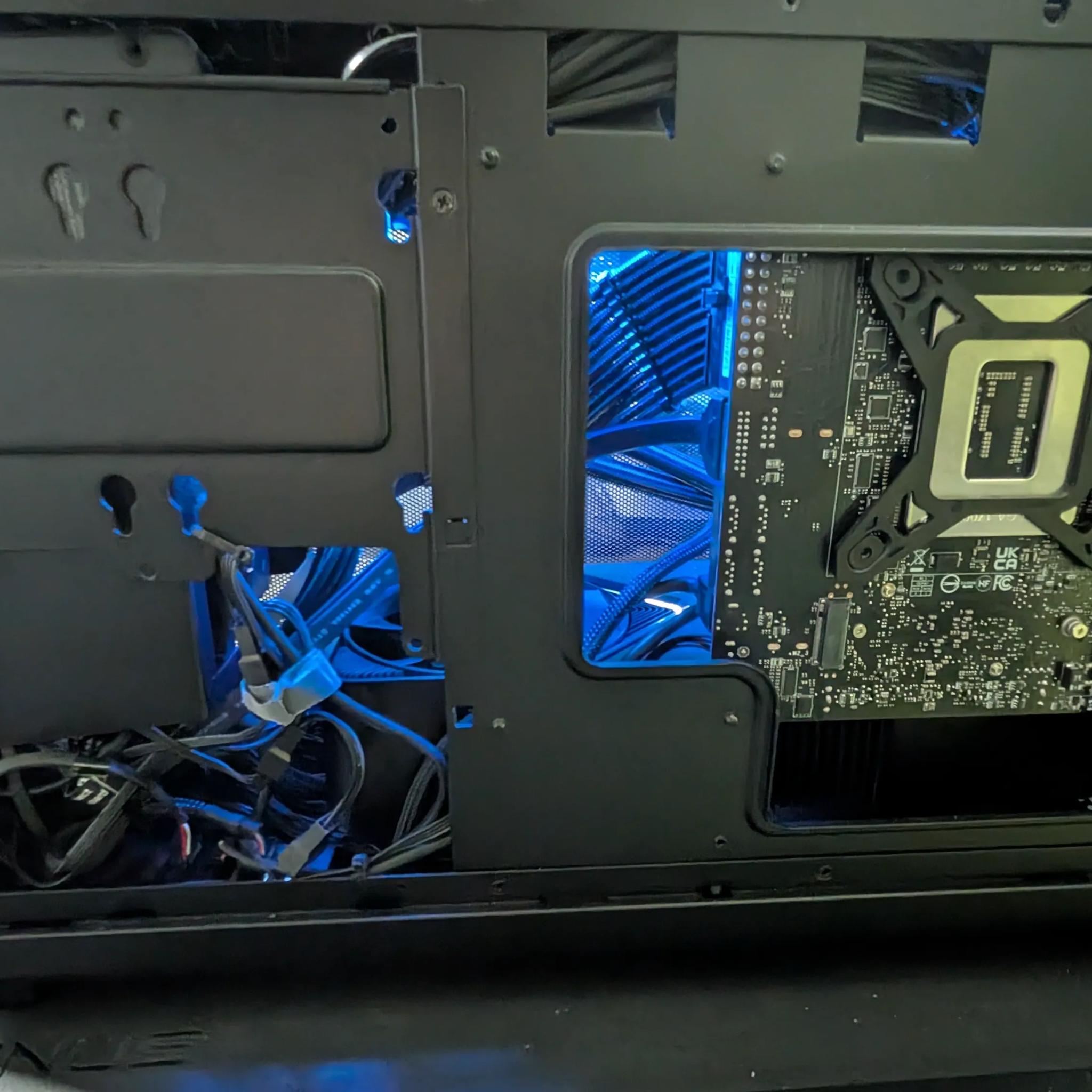 Nvidia RTX 4080 Super / Intel Core i7-14700K / 2TB NVME / 64GB RAM / 360 AIO / Windows 11 Pro