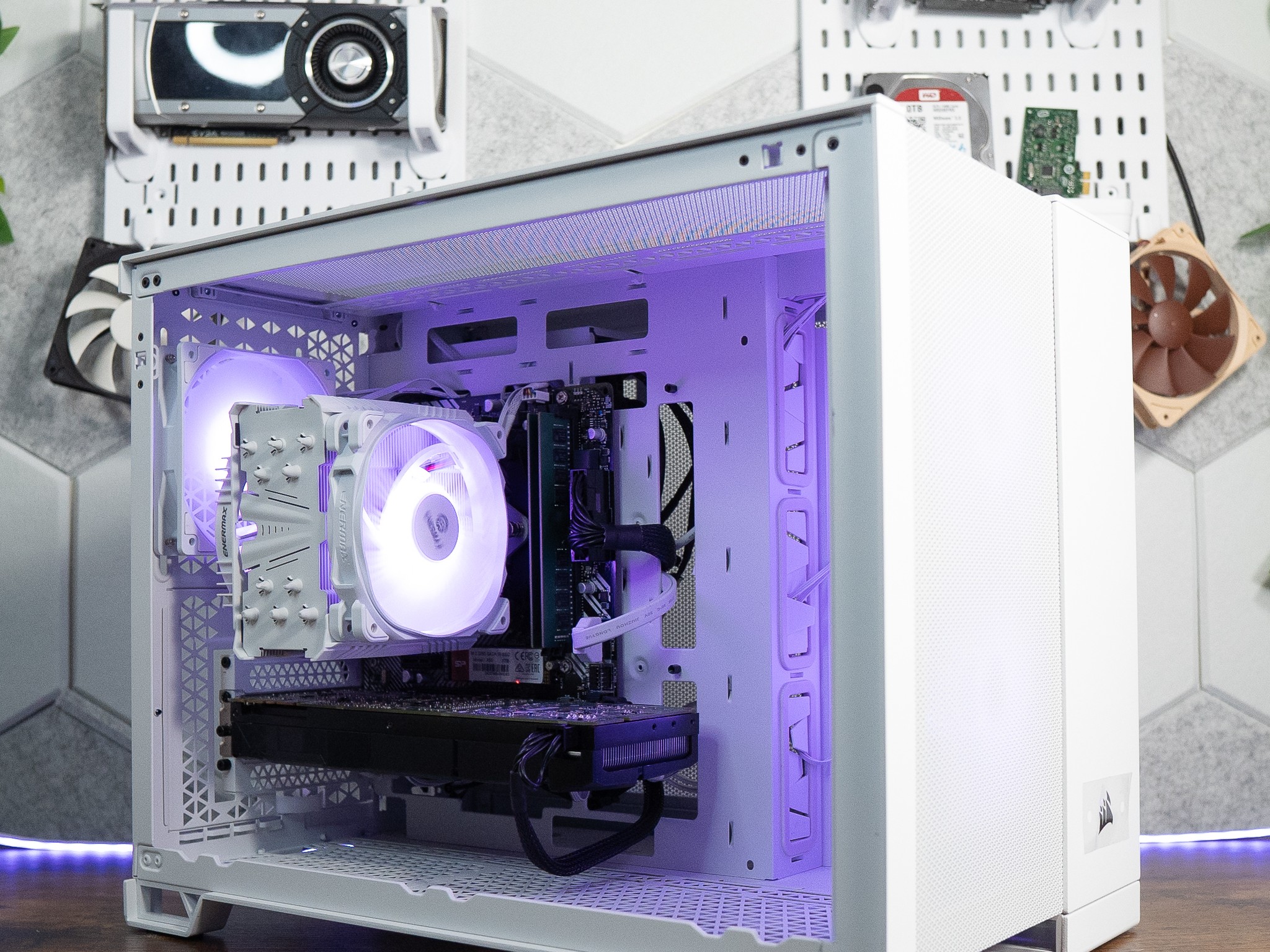 🌨🌨 | NVIDIA GTX 1080 8GB | RYZEN 7 1800X | 32GB DDR4 | 1TB M.2 SSD + 2TB HDD | Arctic Snow