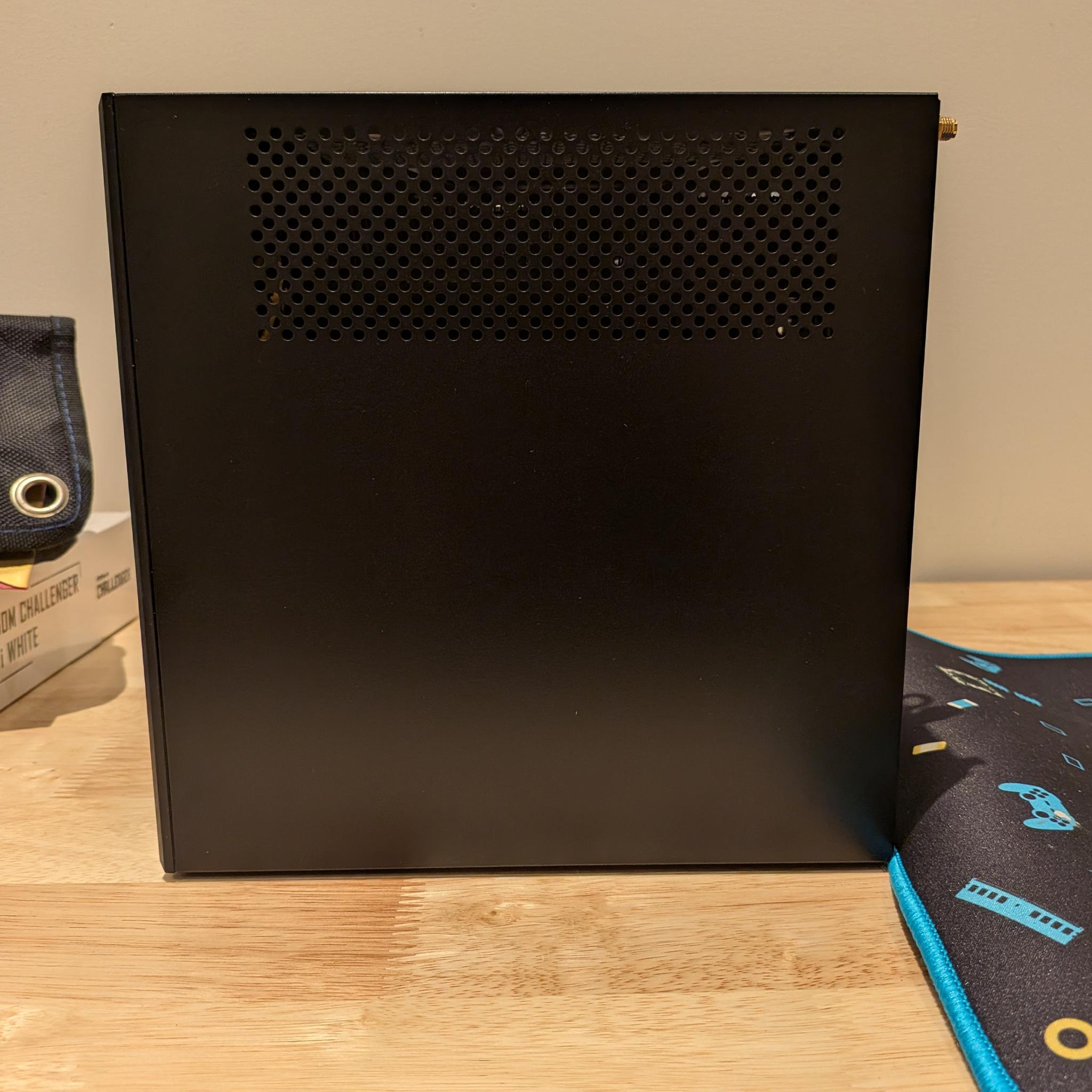 Steam Machine Killer - RX 7600, Ryzen 5 5500, 32 GB DDR4 RAM, 1 TB NVME