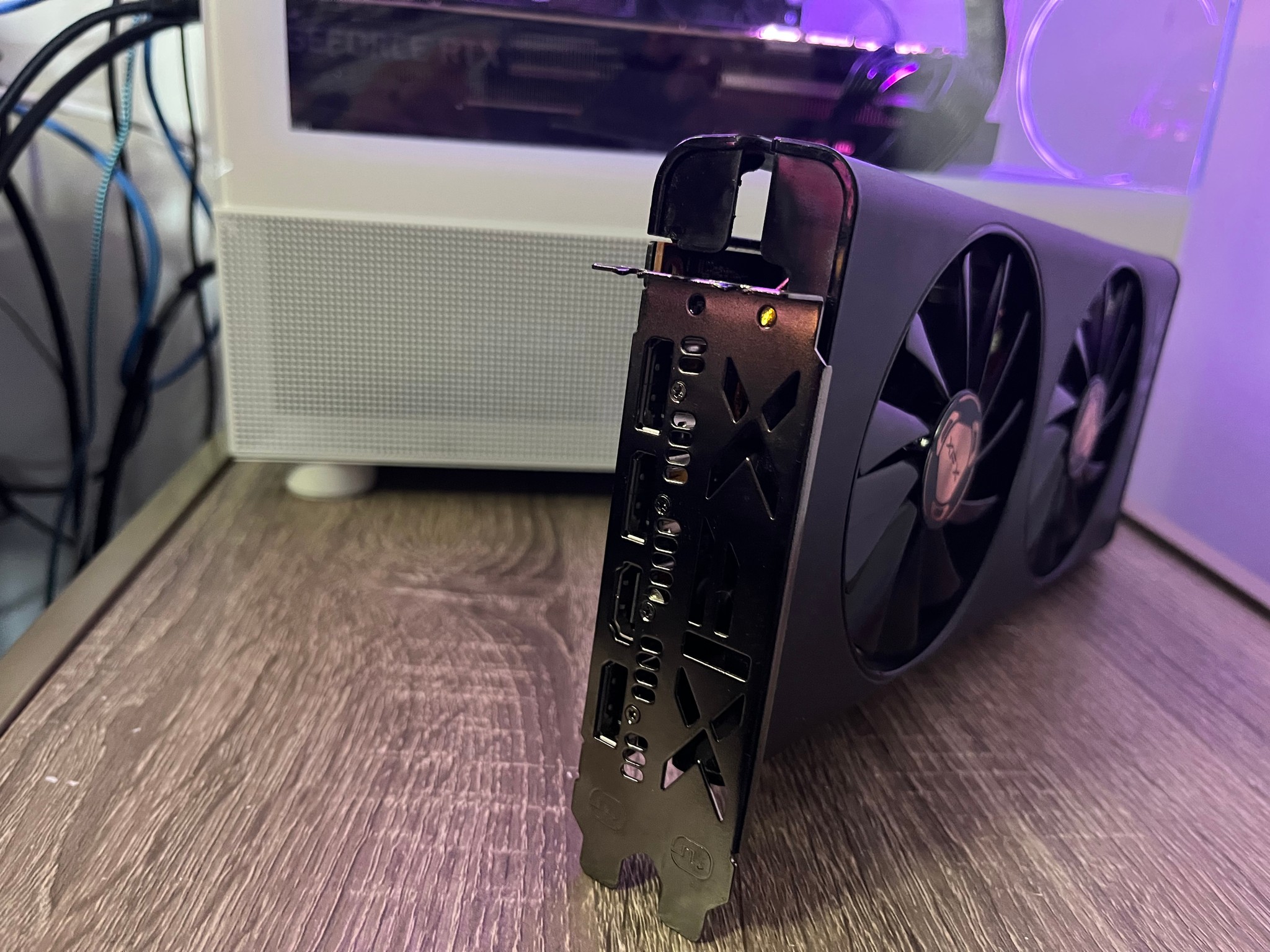 XFX THICC II Pro Radeon RX 5600 XT