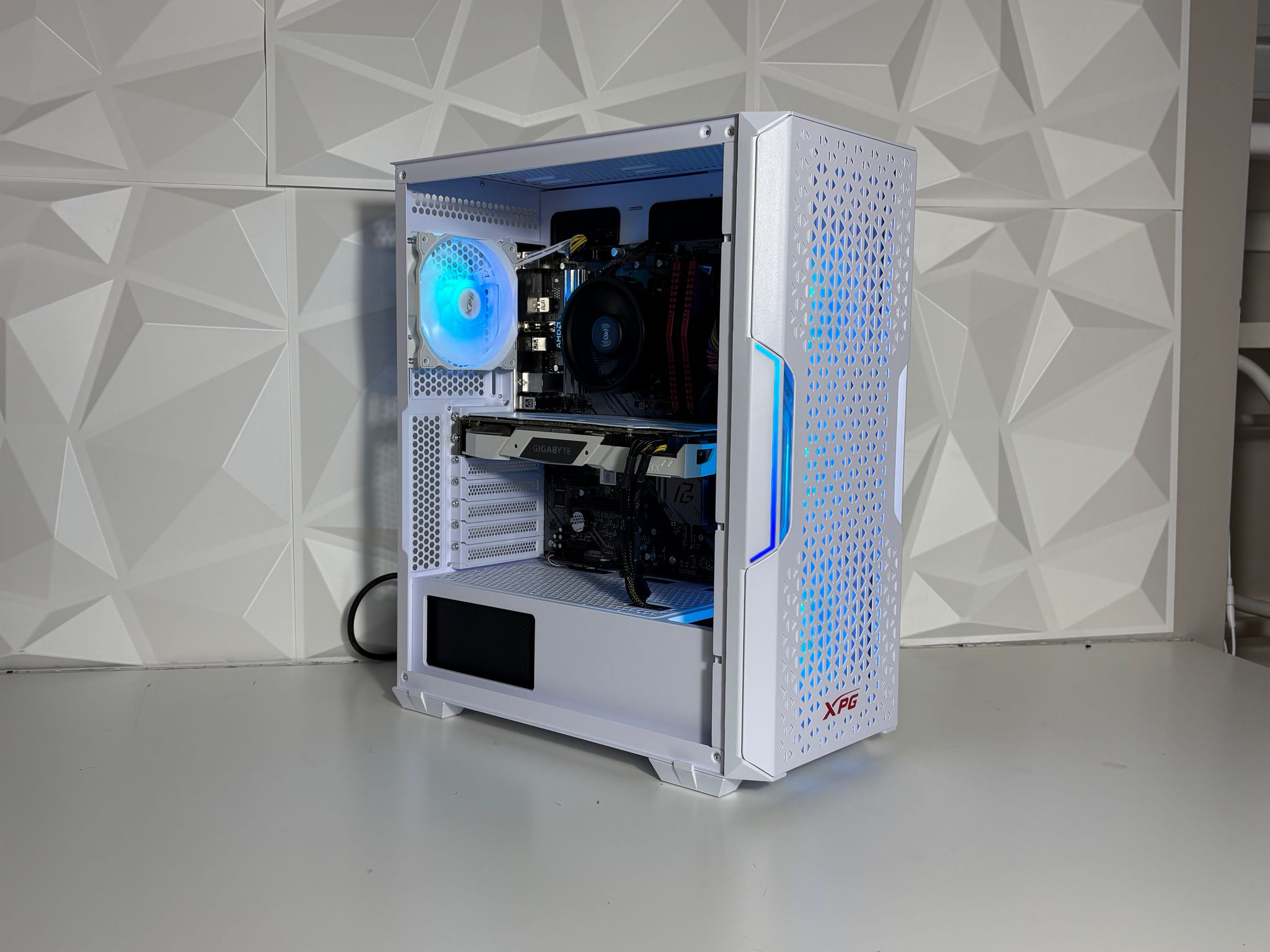 Glacier Valley (V3) Gaming PC - AMD Ryzen 5 3500, RTX 2060, 16GB DDR4, 960GB SSD