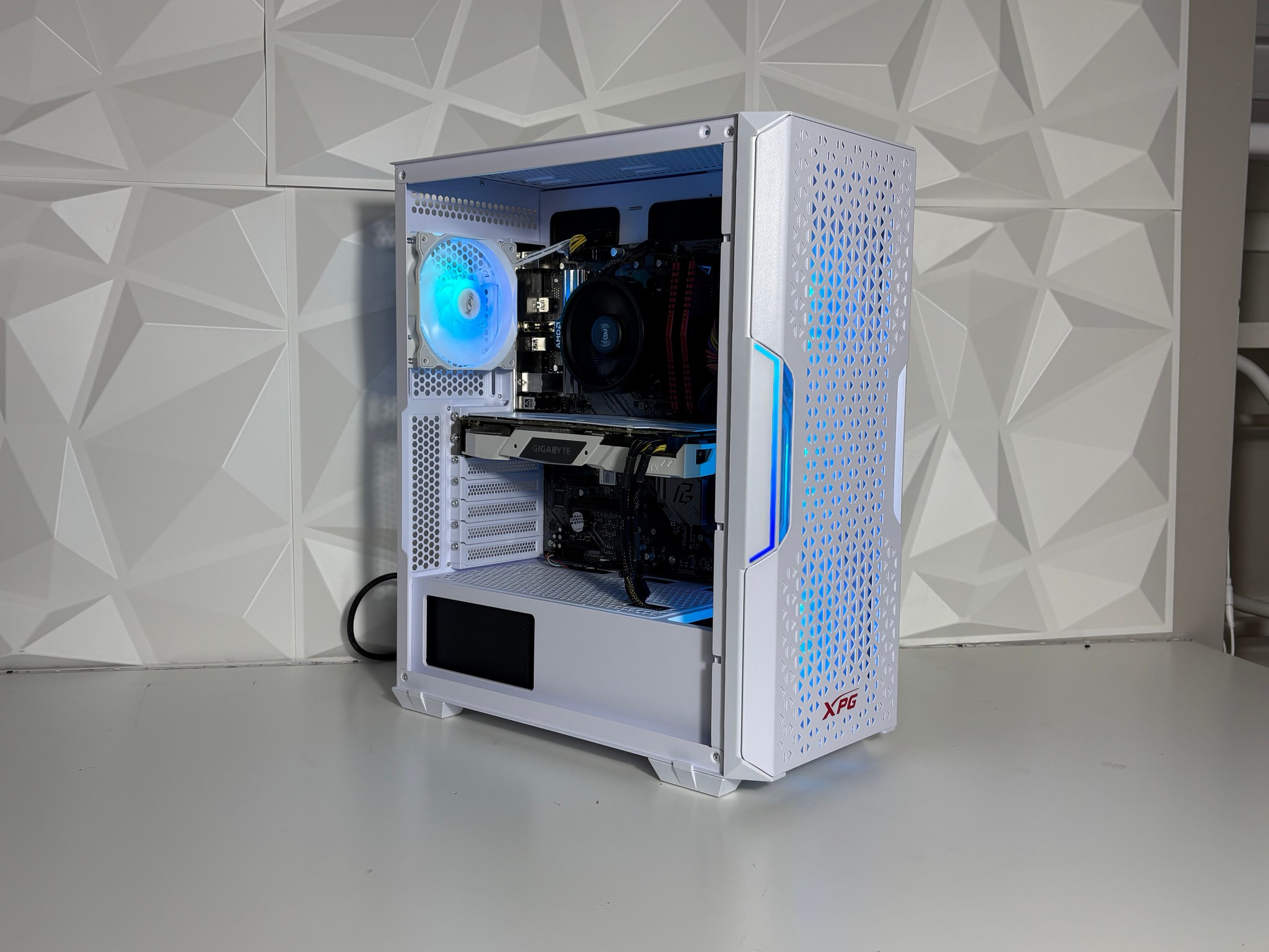 Glacier Valley (V3) Gaming PC - AMD Ryzen 5 3500, RTX 2060, 16GB DDR4, 960GB SSD