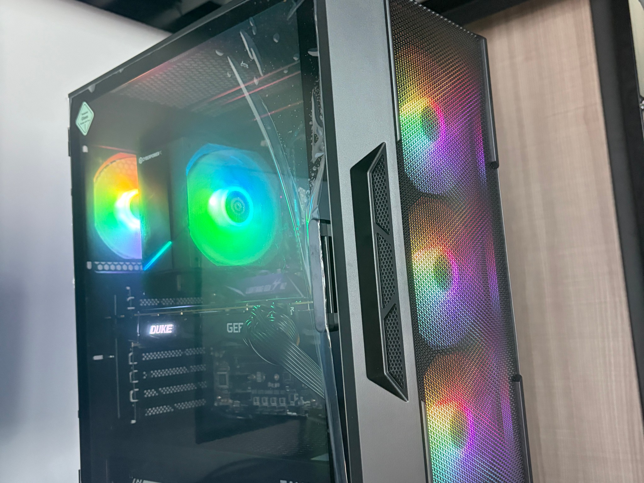 1080p & 1440p gtx1080ti + R5 3600 pc