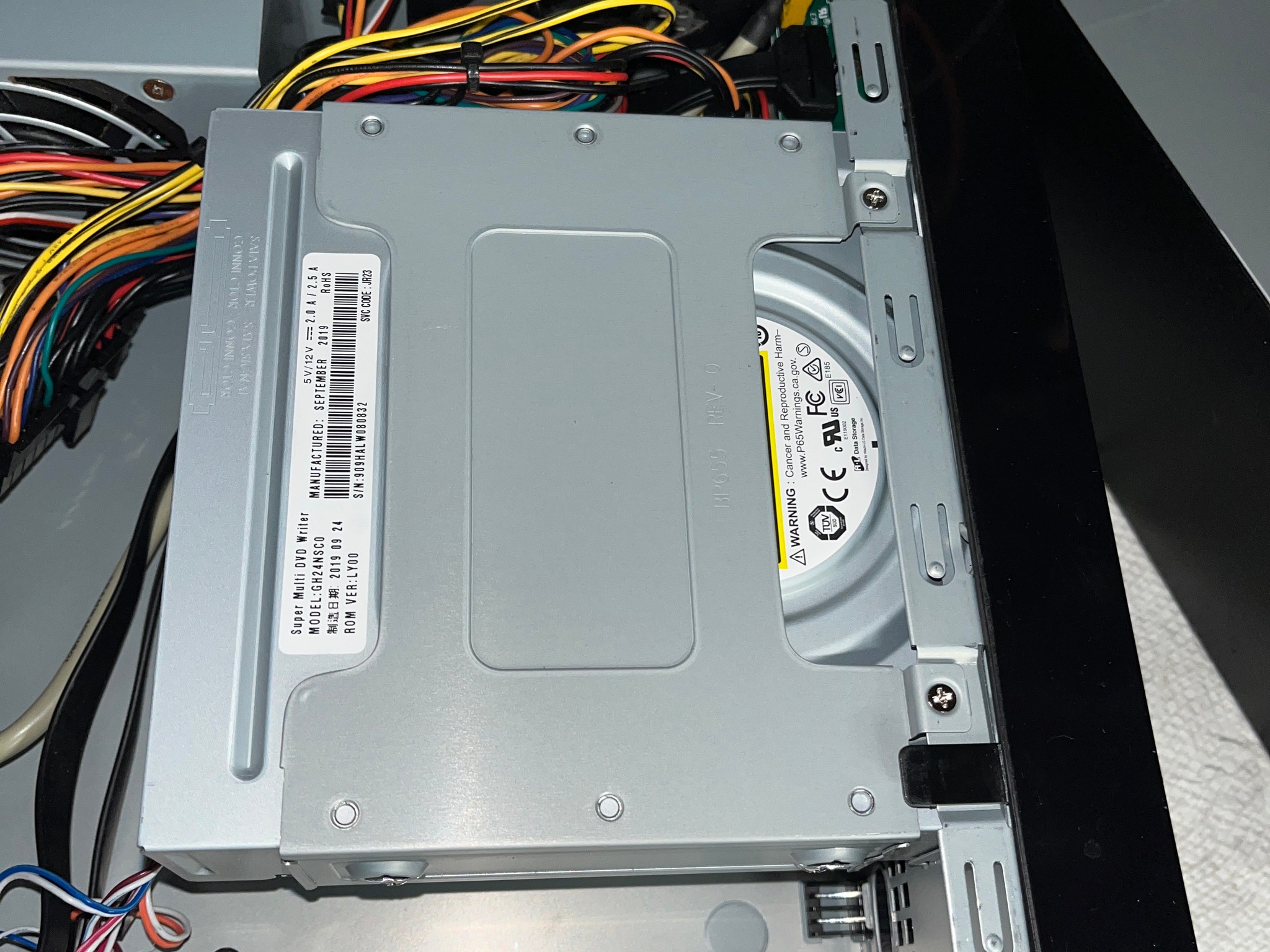 In-Win BP655 Mini-ITX Case w/ 300w PSU & DVD/CD Rewritable Drive Pre installed BP655.FH300TB3