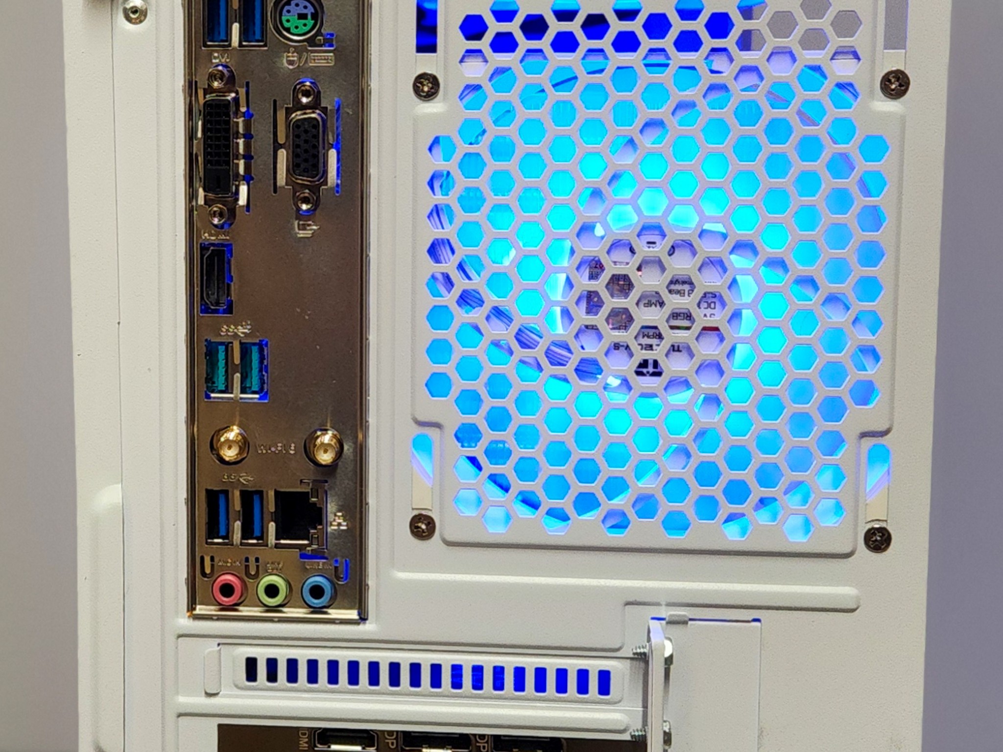 Arctic Blaze 🔥 Custom Gaming PC | Ryzen 7 5800XT | RX 9060 XT | 32GB RAM | 1TB SSD