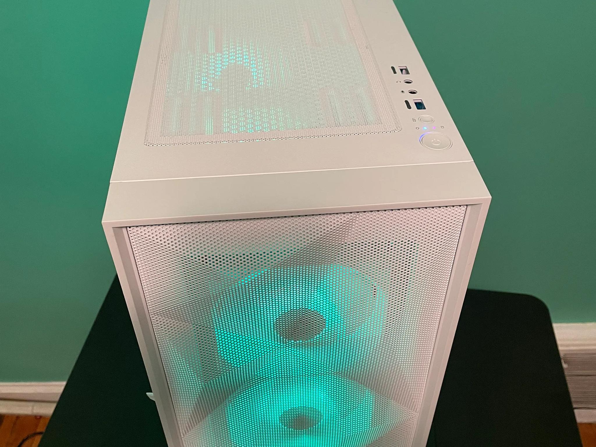 PRO Glass Gaming PC | Intel i5 / Amd RX580 / 8GB / 600GB Win 10 Pro WiFi