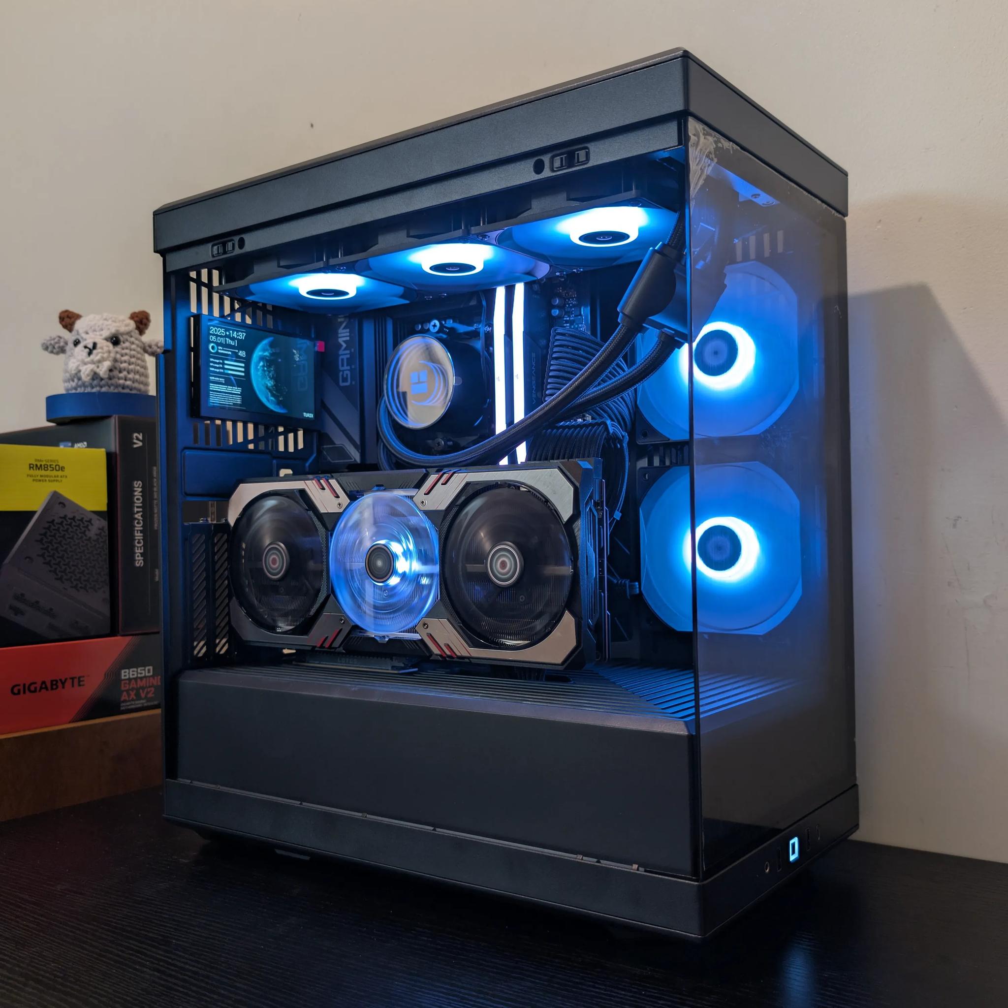 🔥1440p/4K Gaming Beast | RX 6950XT | Ryzen 7 9700X | 2TB SSD | 32GB RAM | WiFi 6 & Bluetooth🔥