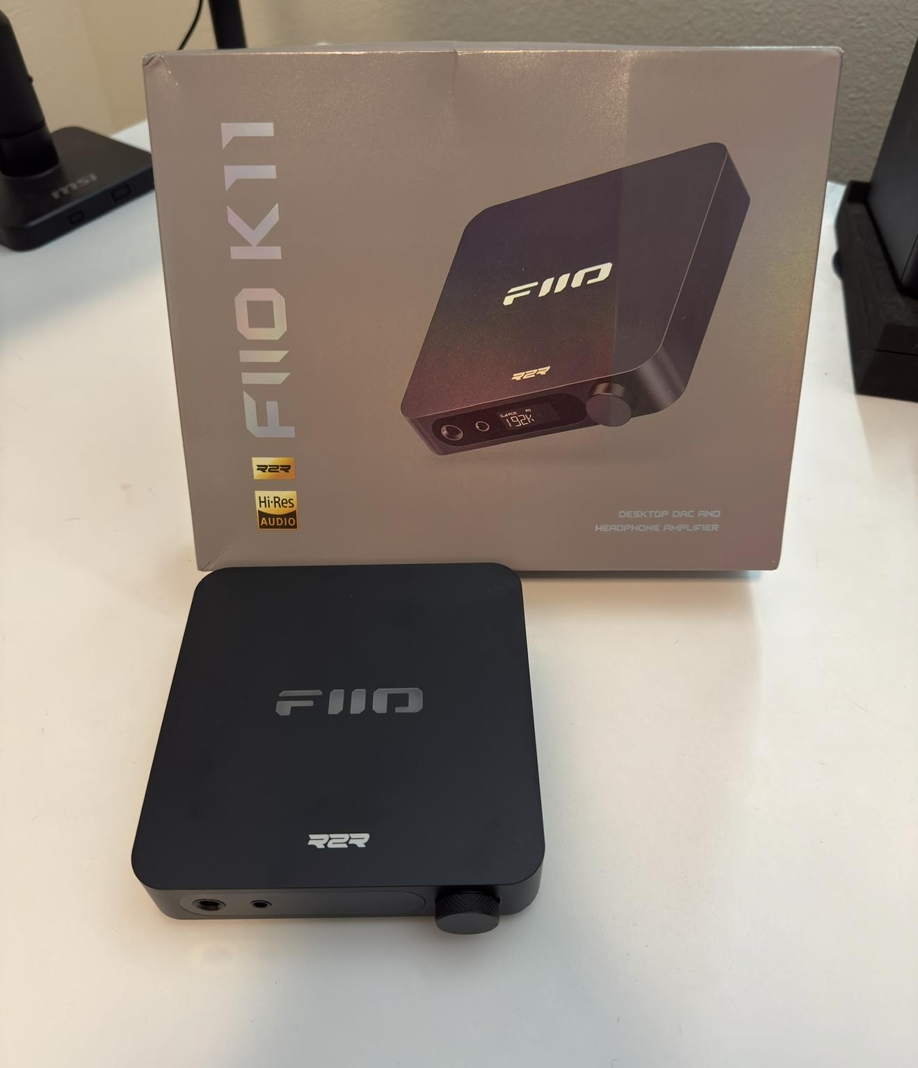 Fiio K11 R2R DAC/AMP