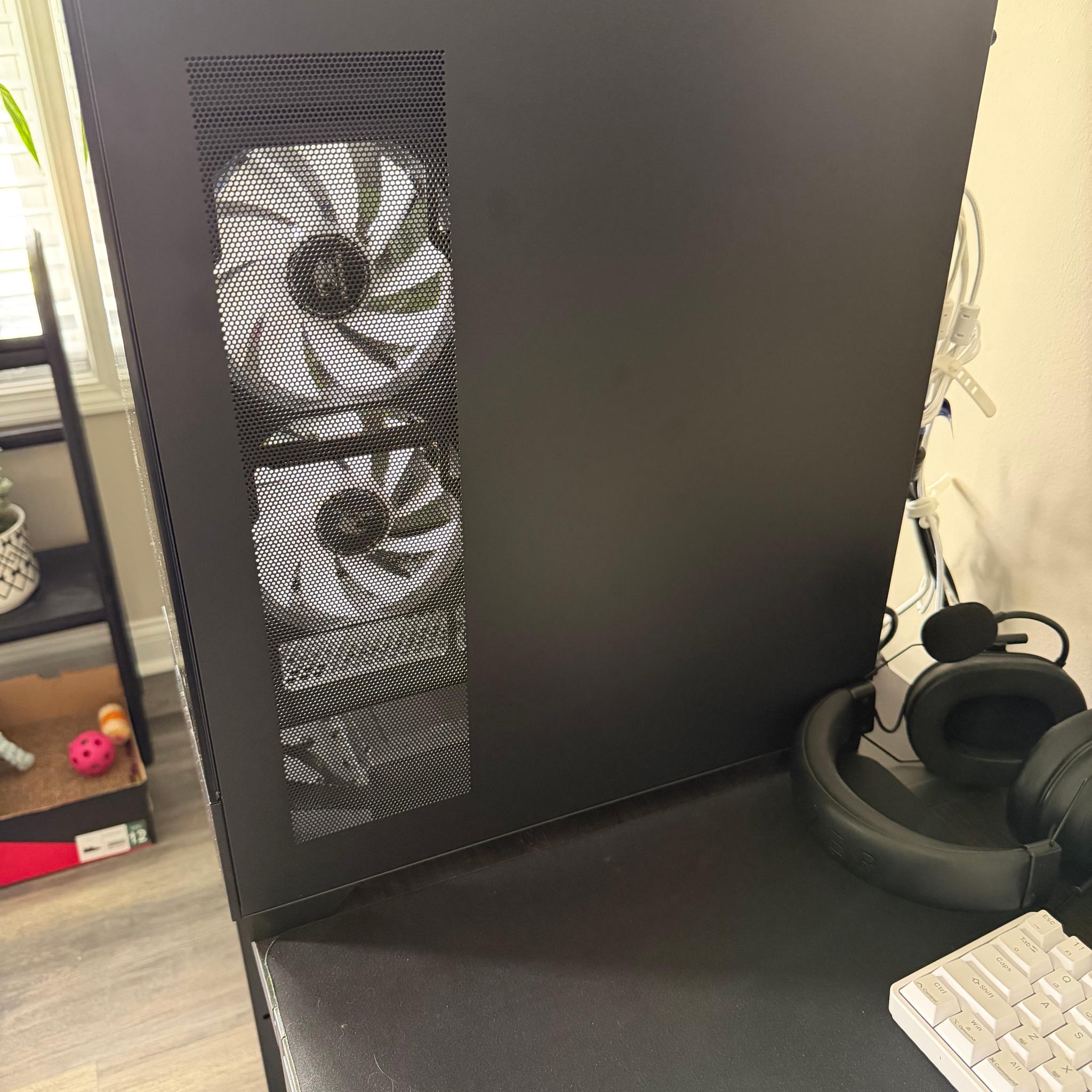🔥 FAST 1440P GAMING PC – RX 7700 XT / Ryzen 7 / 32GB DDR5 🔥
