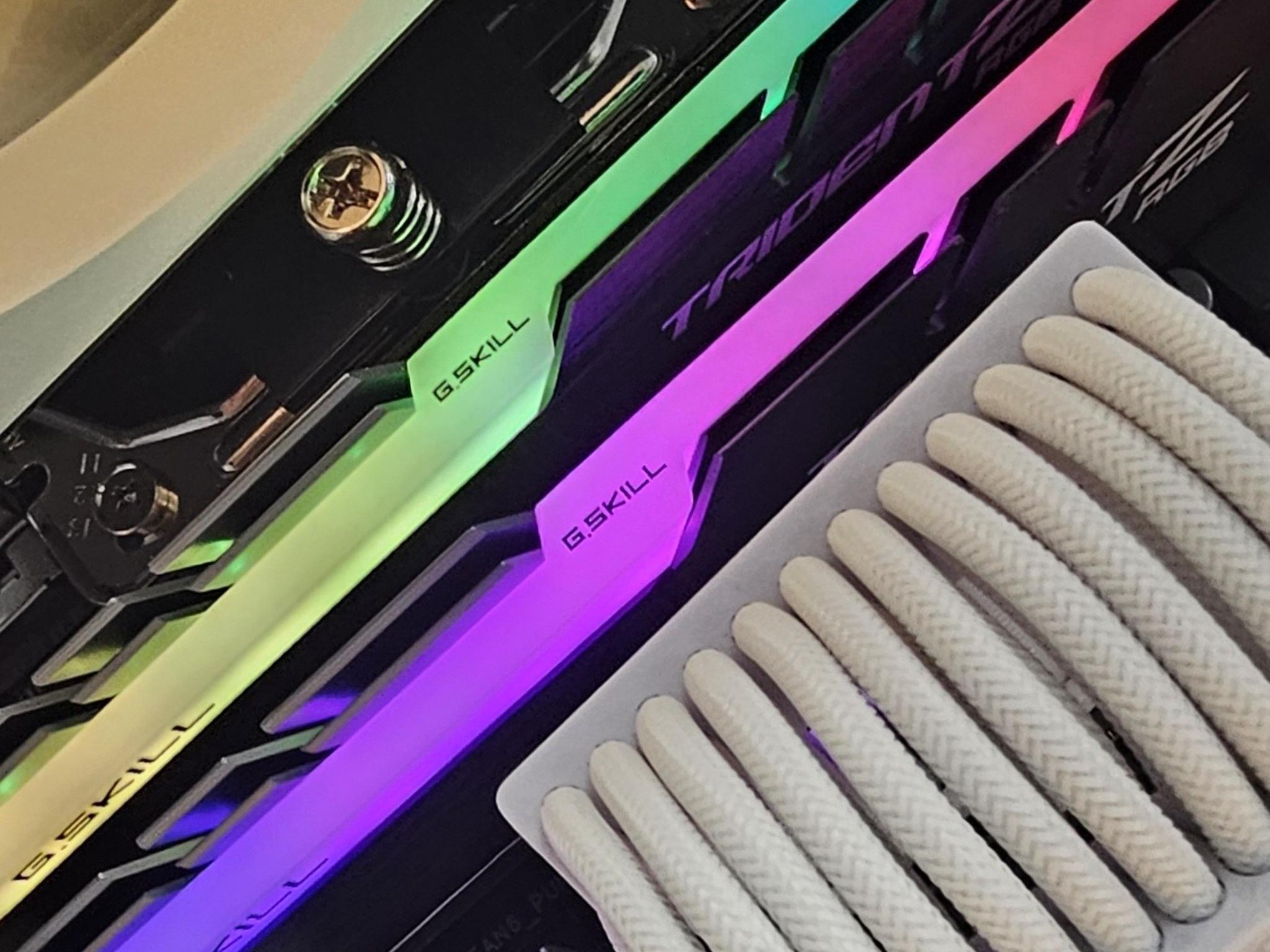 16GB DDR4 (2x8GB) CL18 3600MT/s G.Skill Trident Z RGB
