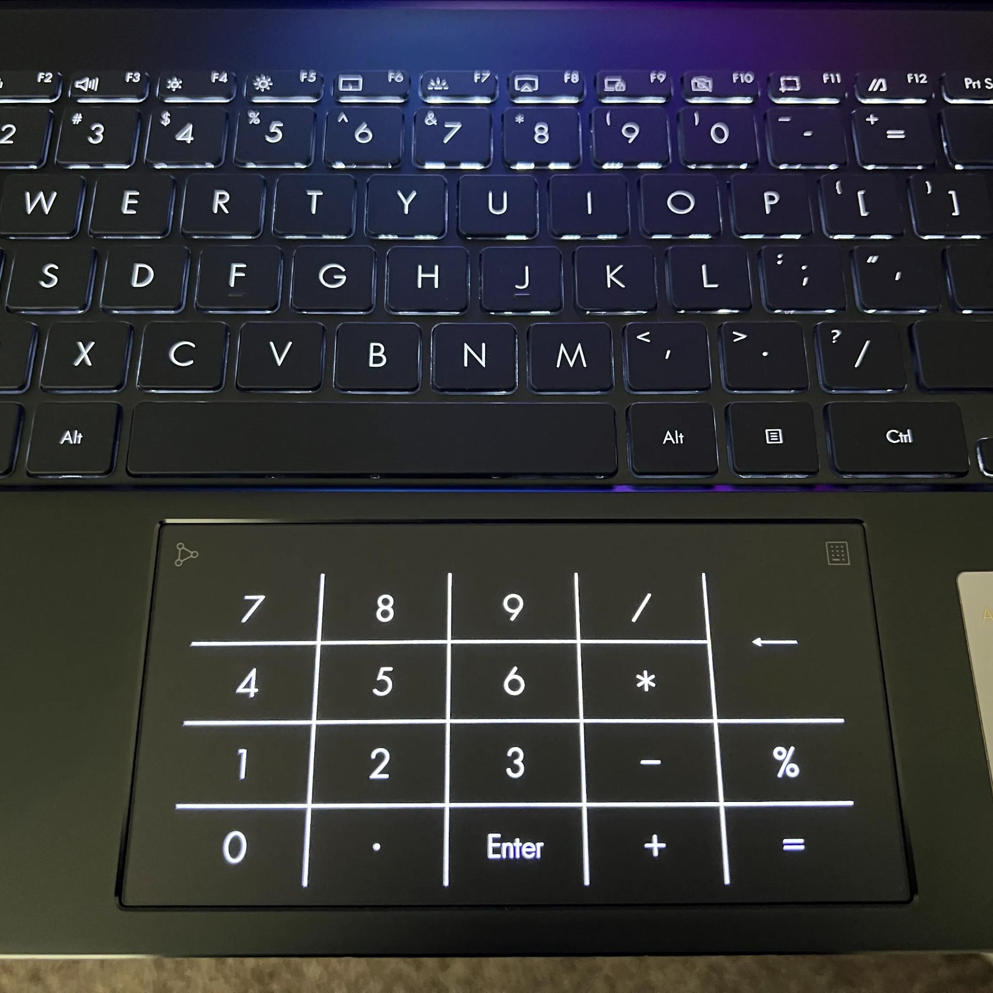 Asus Zenbook 14 AMD Ryzen 5900x 16GB RAM 1TB Gray