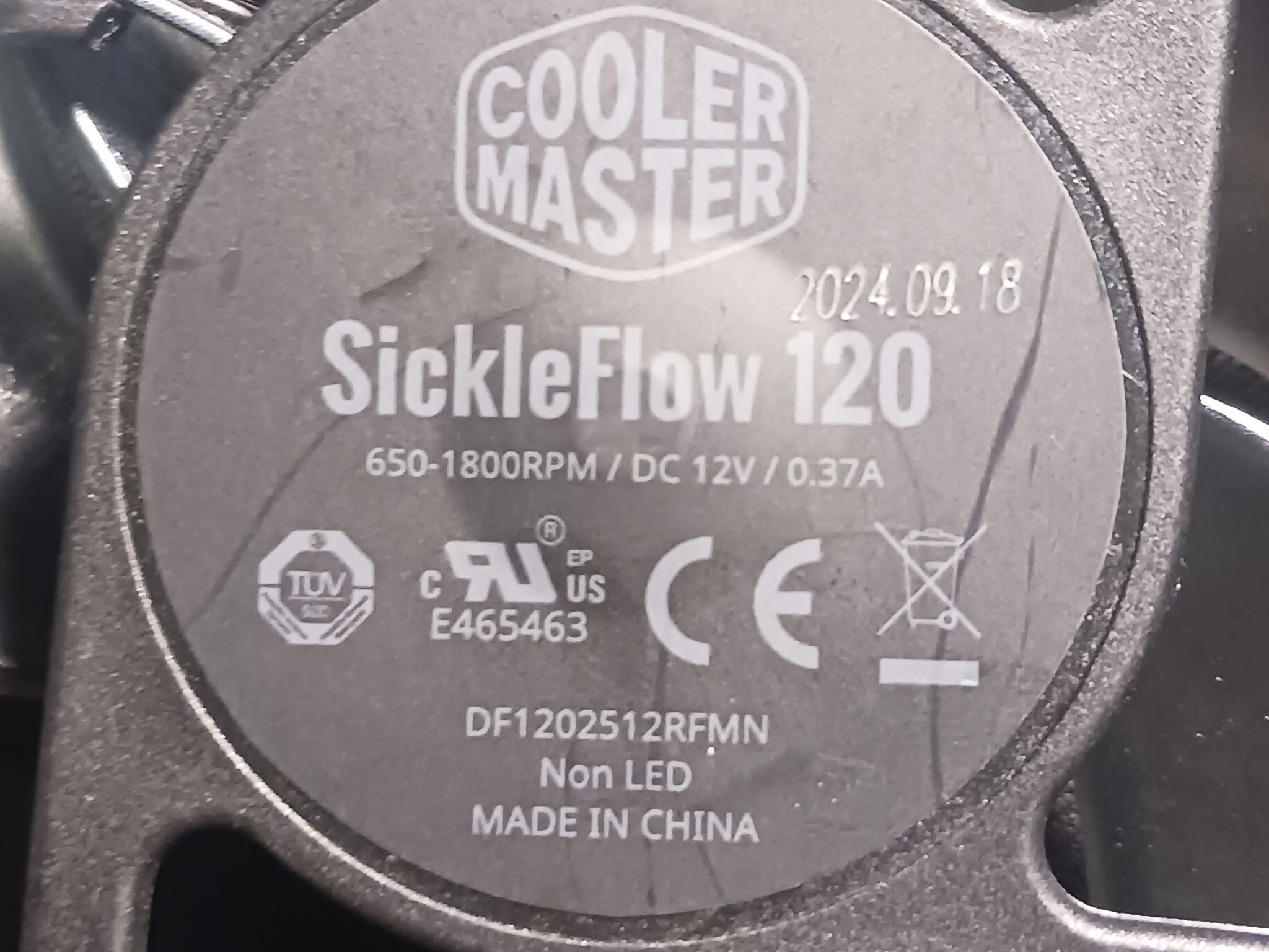 Cooler Master SickleFlow 120mm PWM Fan 1800RPM from QUBE 500 with 4 Screws