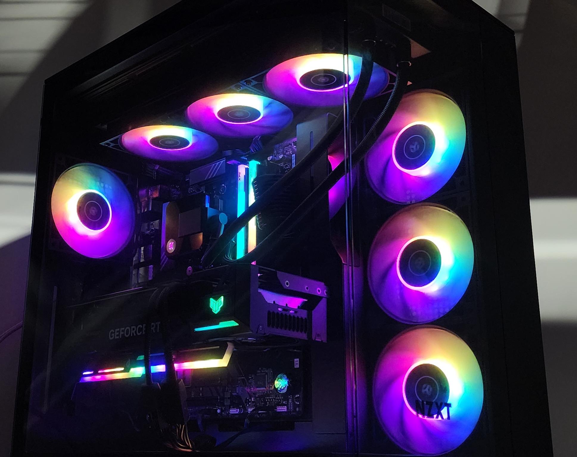 Gaming PC Ryzen 7 9700X 32GB RAM 1TB SSD RTX 4070 SUPER 12GB Windows 11 Computer