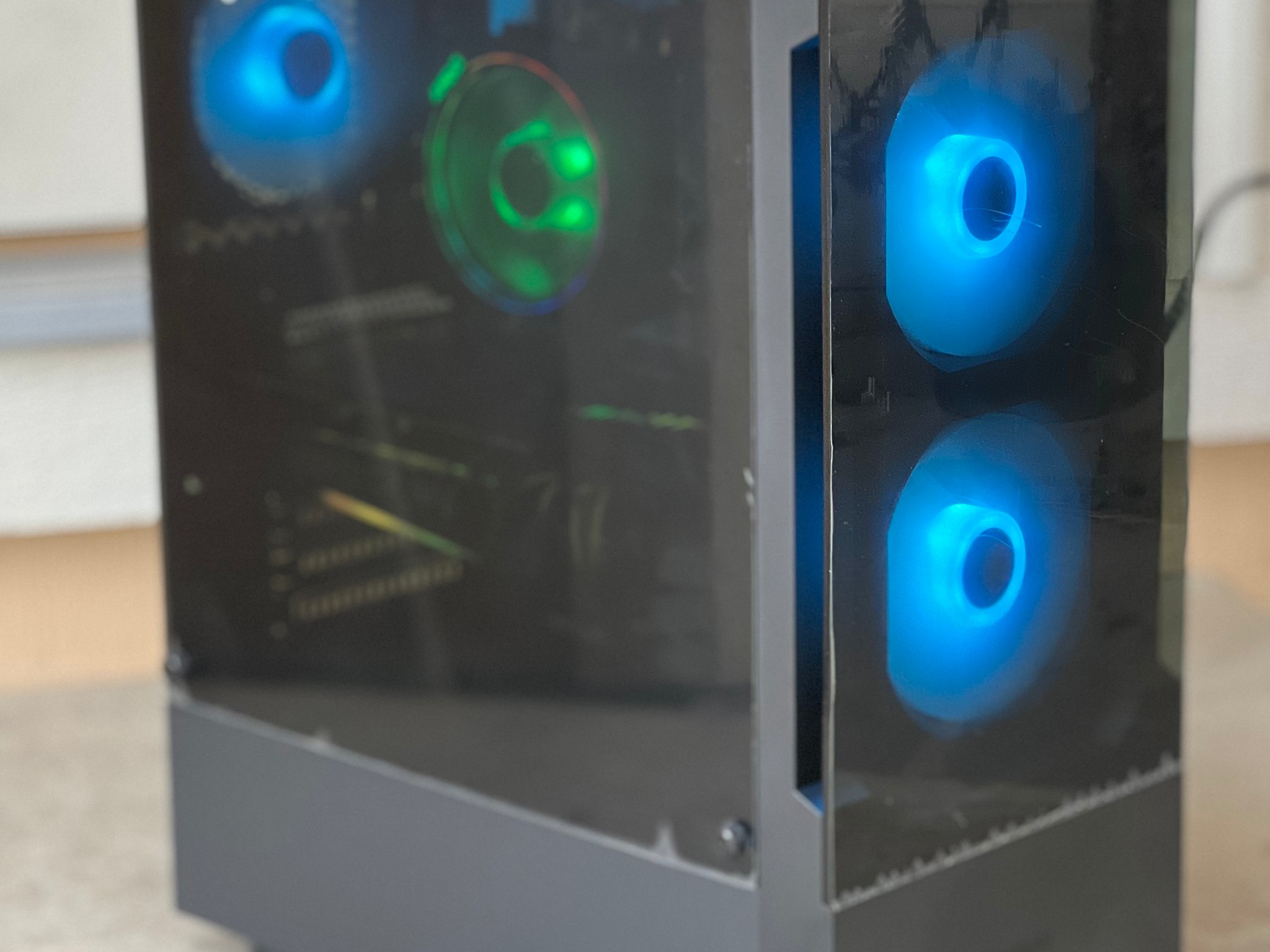 Ryzen 9 3900x, rtx 3070, 32GB Ram, gaming pc