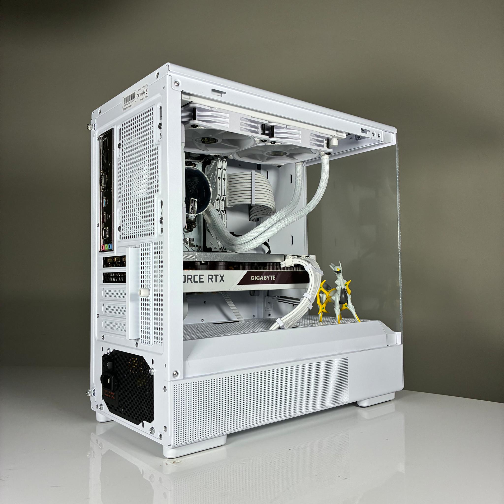 WICKED WHITE PC | RTX 3070 | Ryzen 7 3700X | 32 GB RAM | 1.5 TB Storage