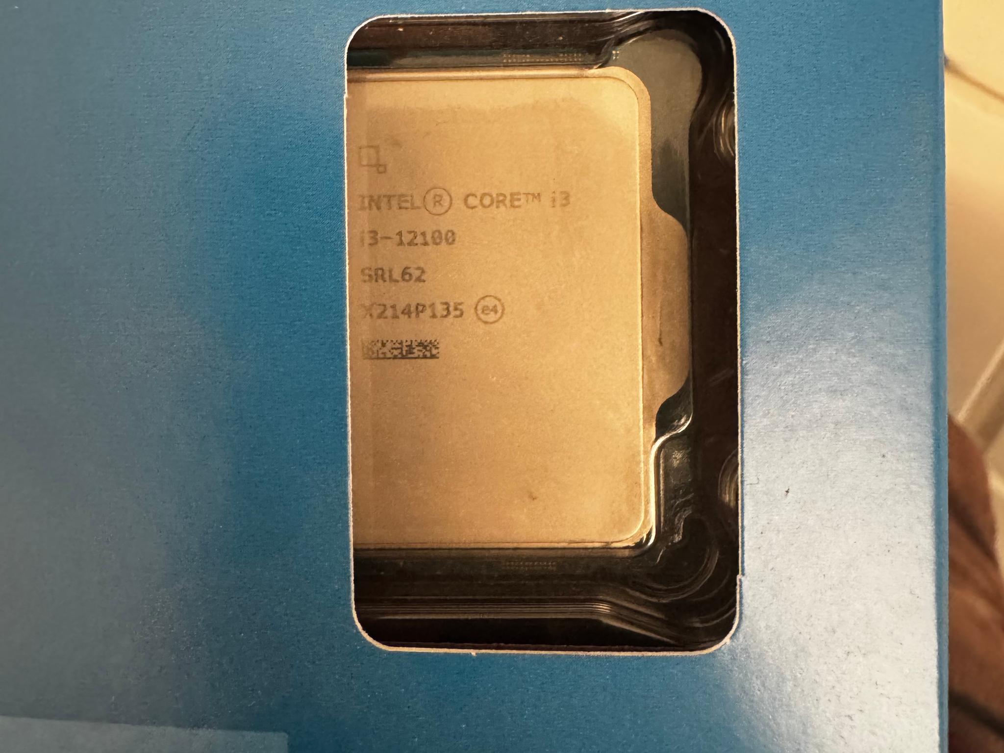 Intel Core i3-12100
