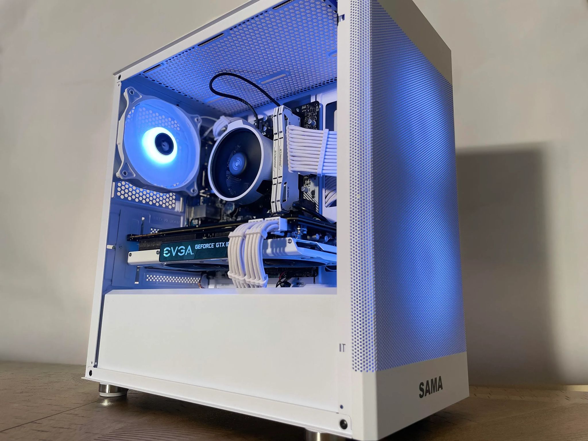 White RGB Gaming PC | Ryzen 5 3600 | GTX 1070 | 16GB DDR4 | 480GB SSD | Windows 11