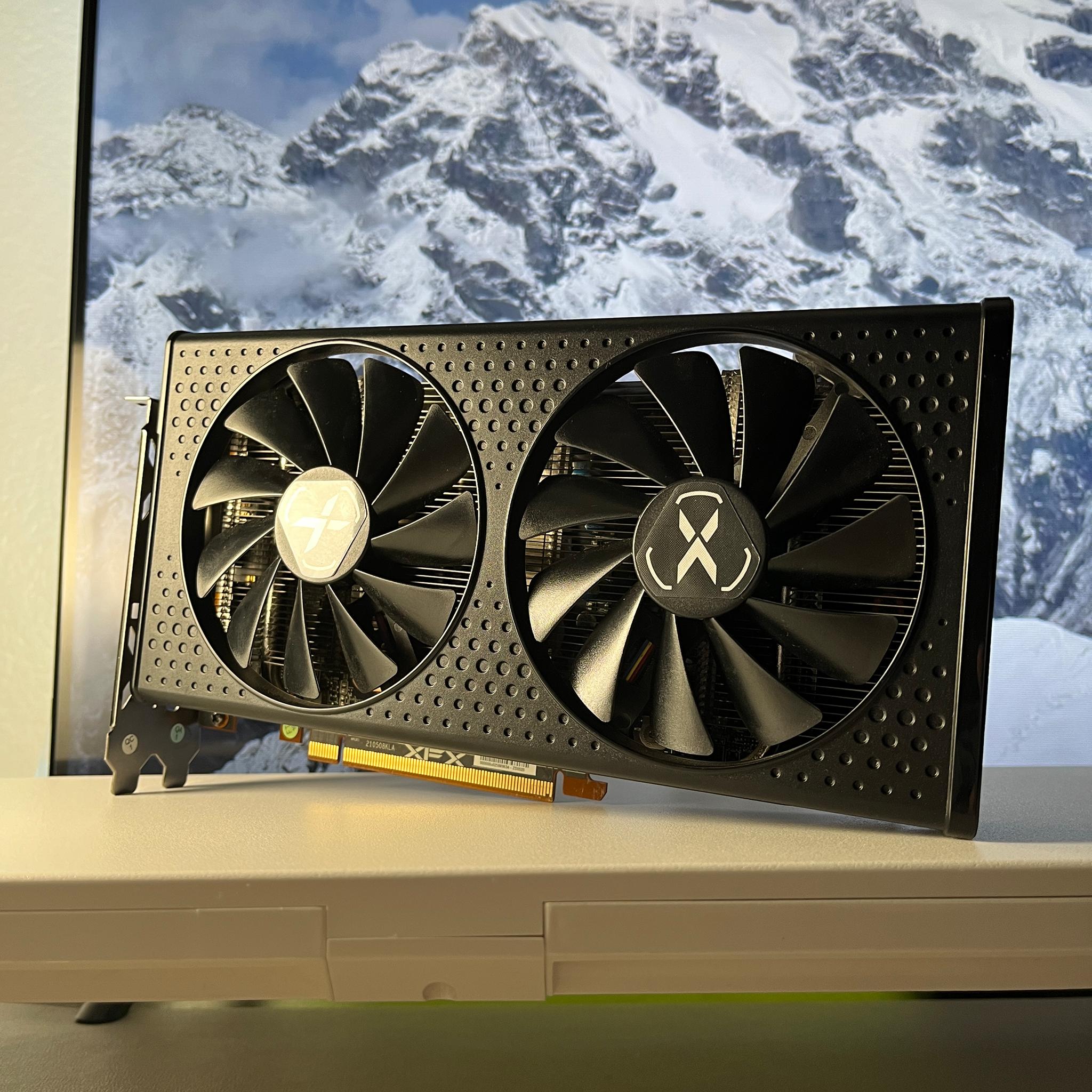 XFX Speedster AMD RX 6600 XT 8GB
