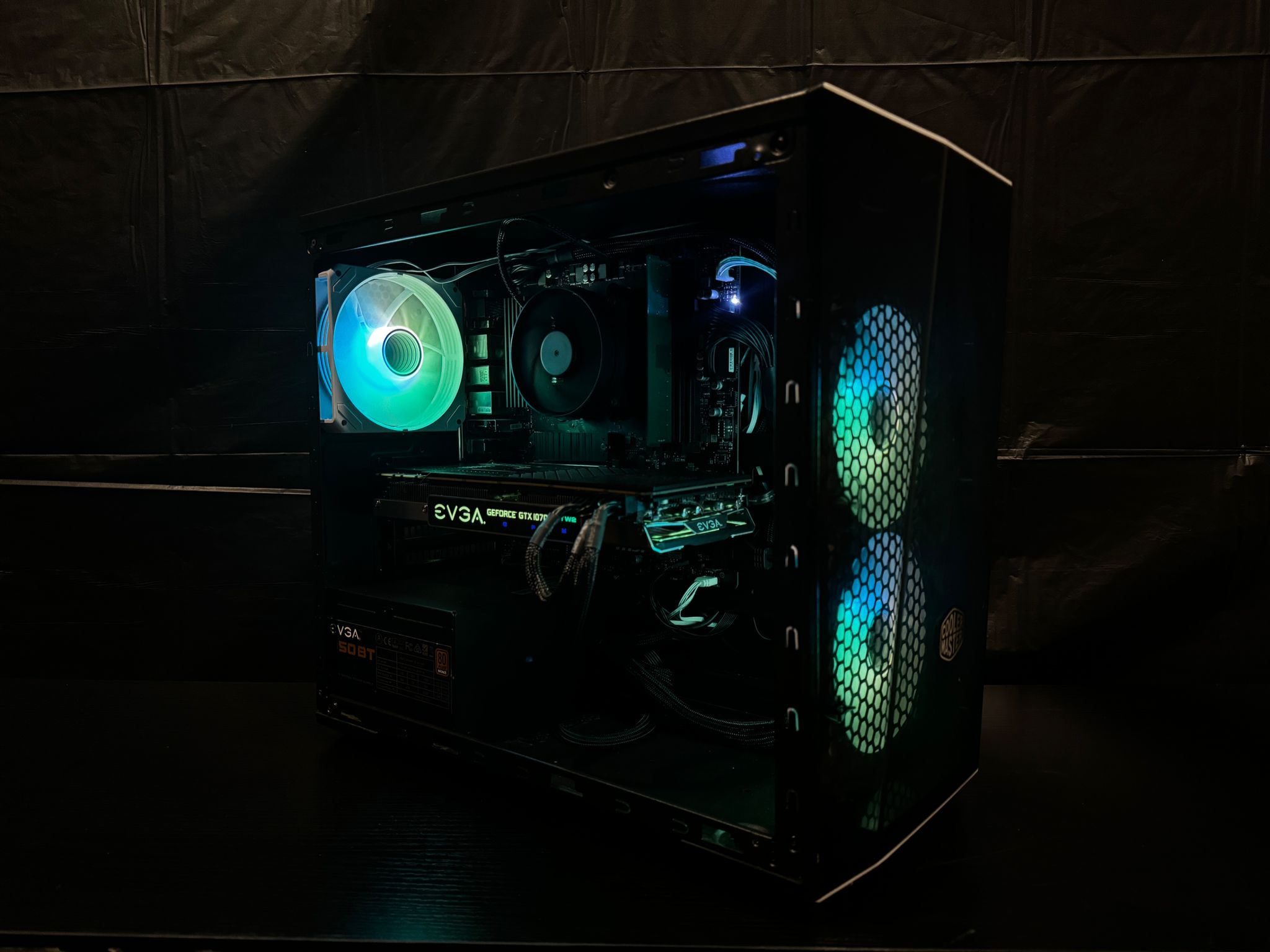 BLACK FRIDAY SALE (MID RANGE GAMING PC) RYZEN 7 3700x GeForce GTX 1070TI 8GB