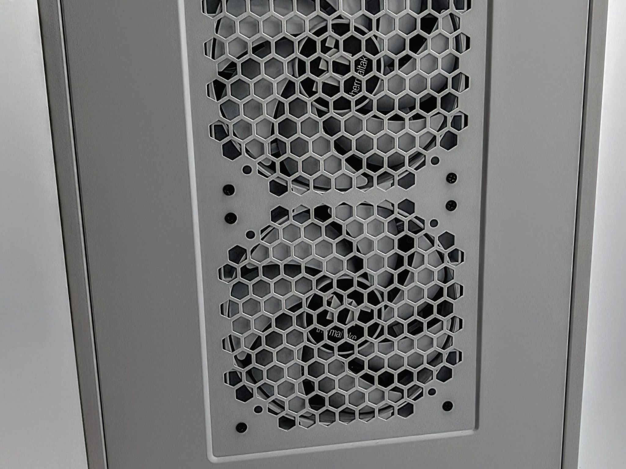 ☆★✮ Thermaltake White Out ✮★☆ All New