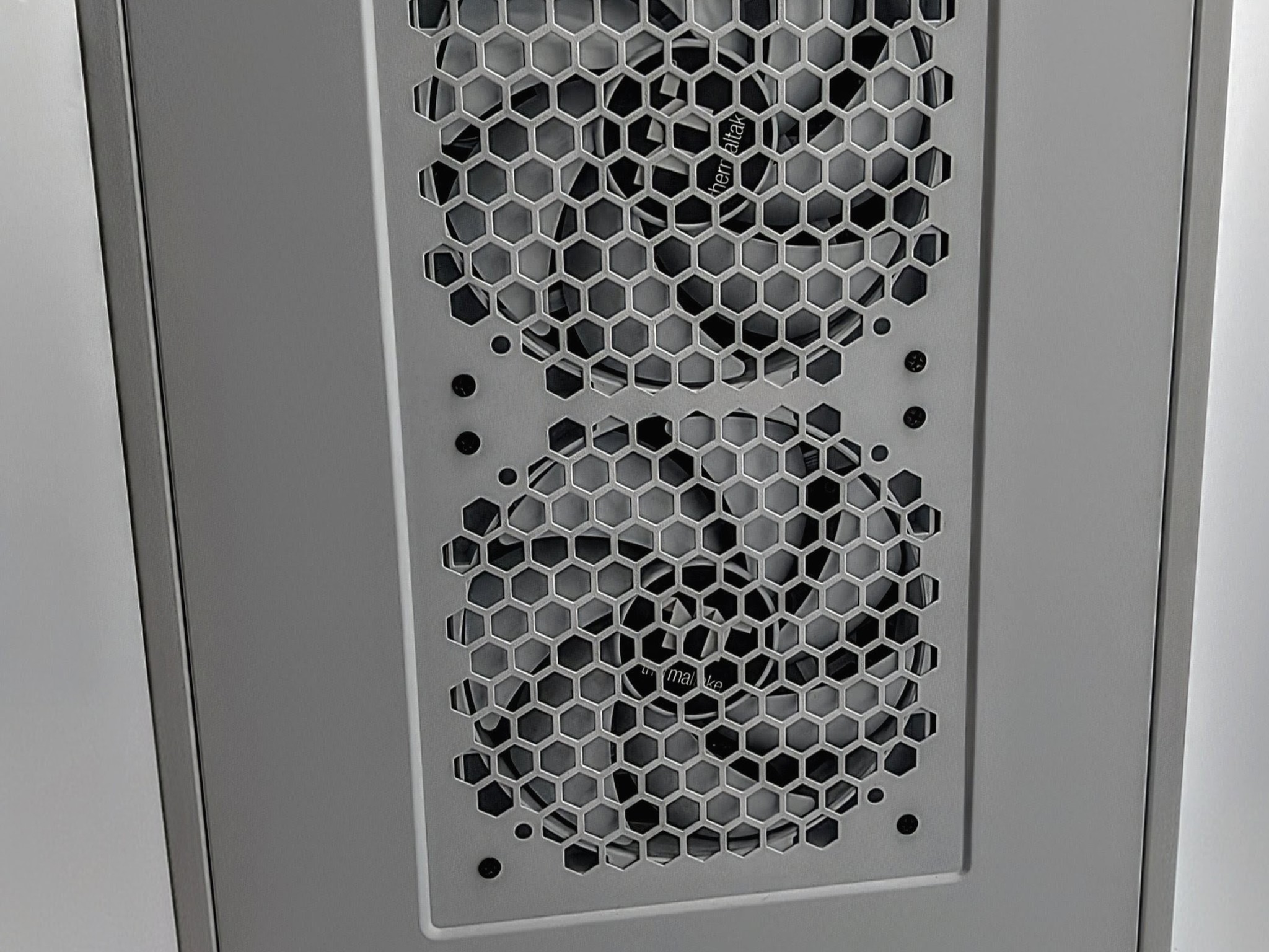 ☆★✮ Thermaltake White Out ✮★☆ All New