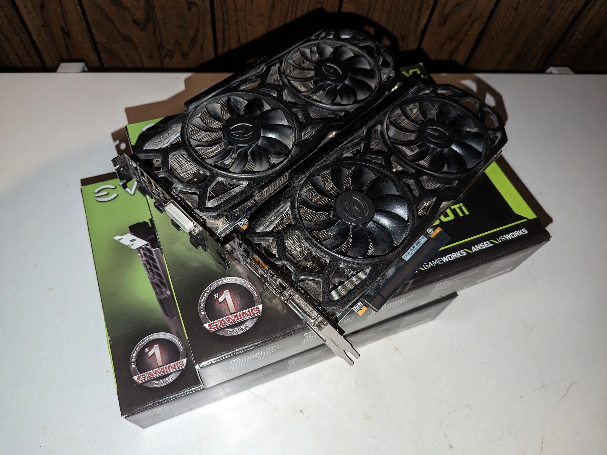 EVGA GeForce GTX 1080 Ti SC Black Edition 11GB GDDR5X Graphics Card (11G-P4-6391-KR)
