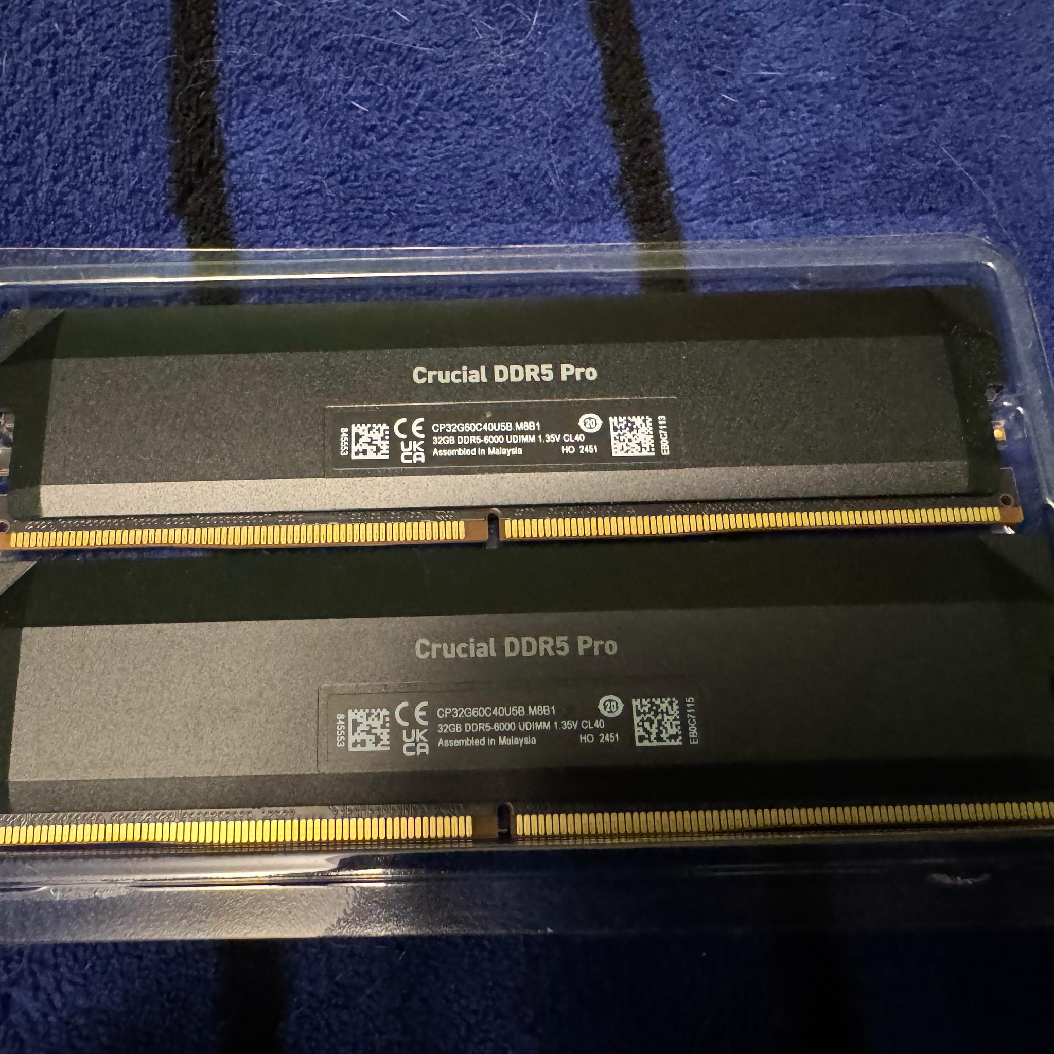 Crucial Pro DDR5 RAM 64GB Kit (2x32GB) 6000MHz CL40 - Black CP2K32G60C40U5B