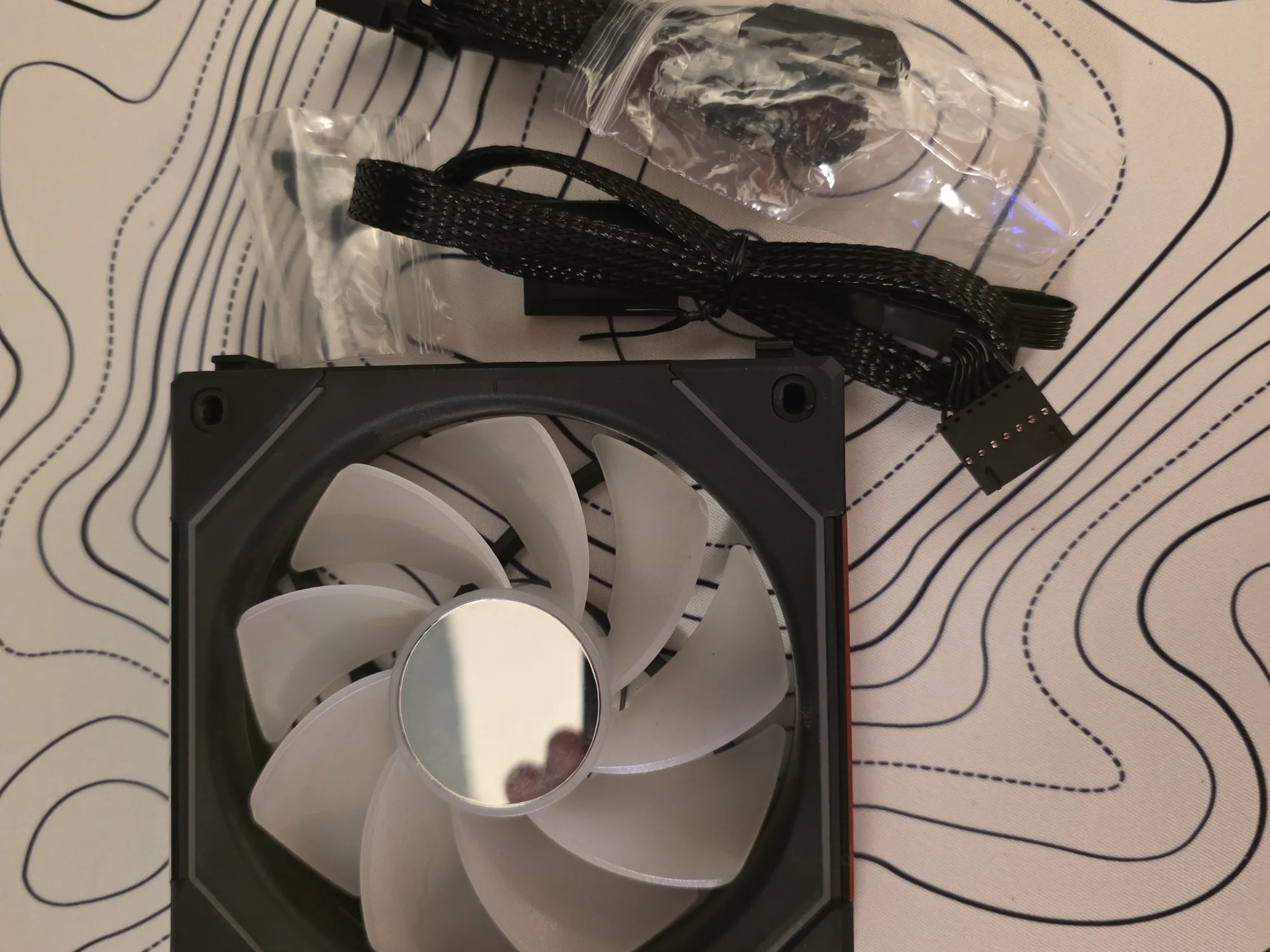 4X Lian Li UNI Fan SL Infinity 120mm Case Fans w/ Controller - 3 Standard & 1 Reverse Blade