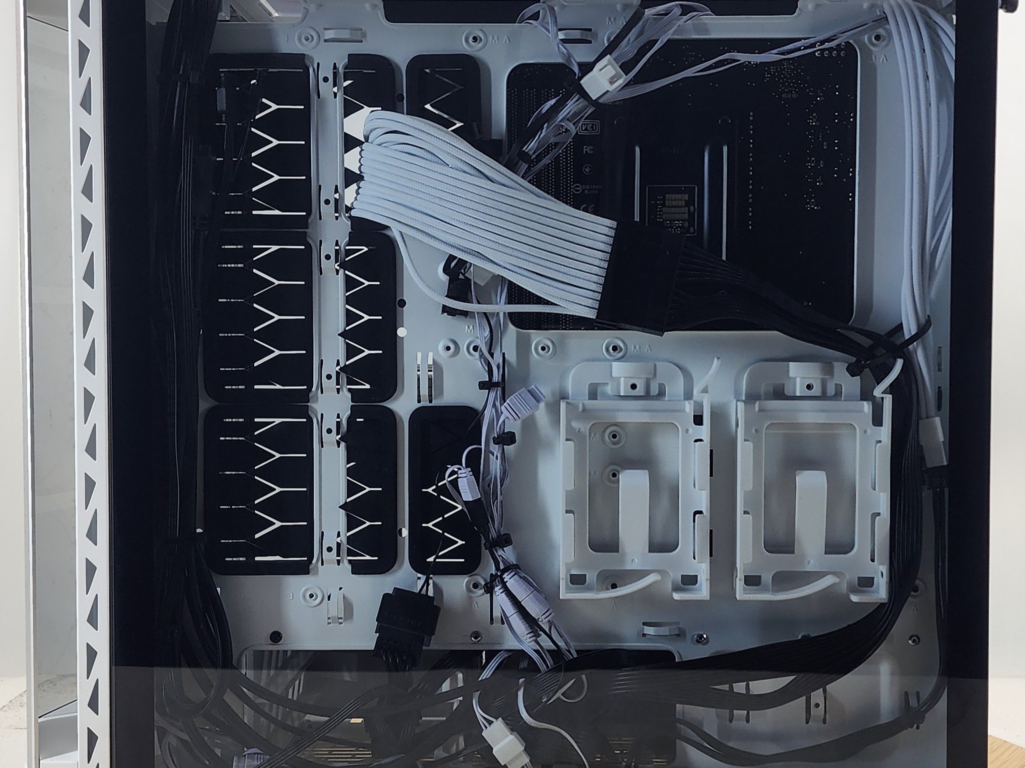 Gaming PC Ryzen 7 5700X 16GB RAM 1TB SSD RX 6800 XT 16GB Windows 11 Computer
