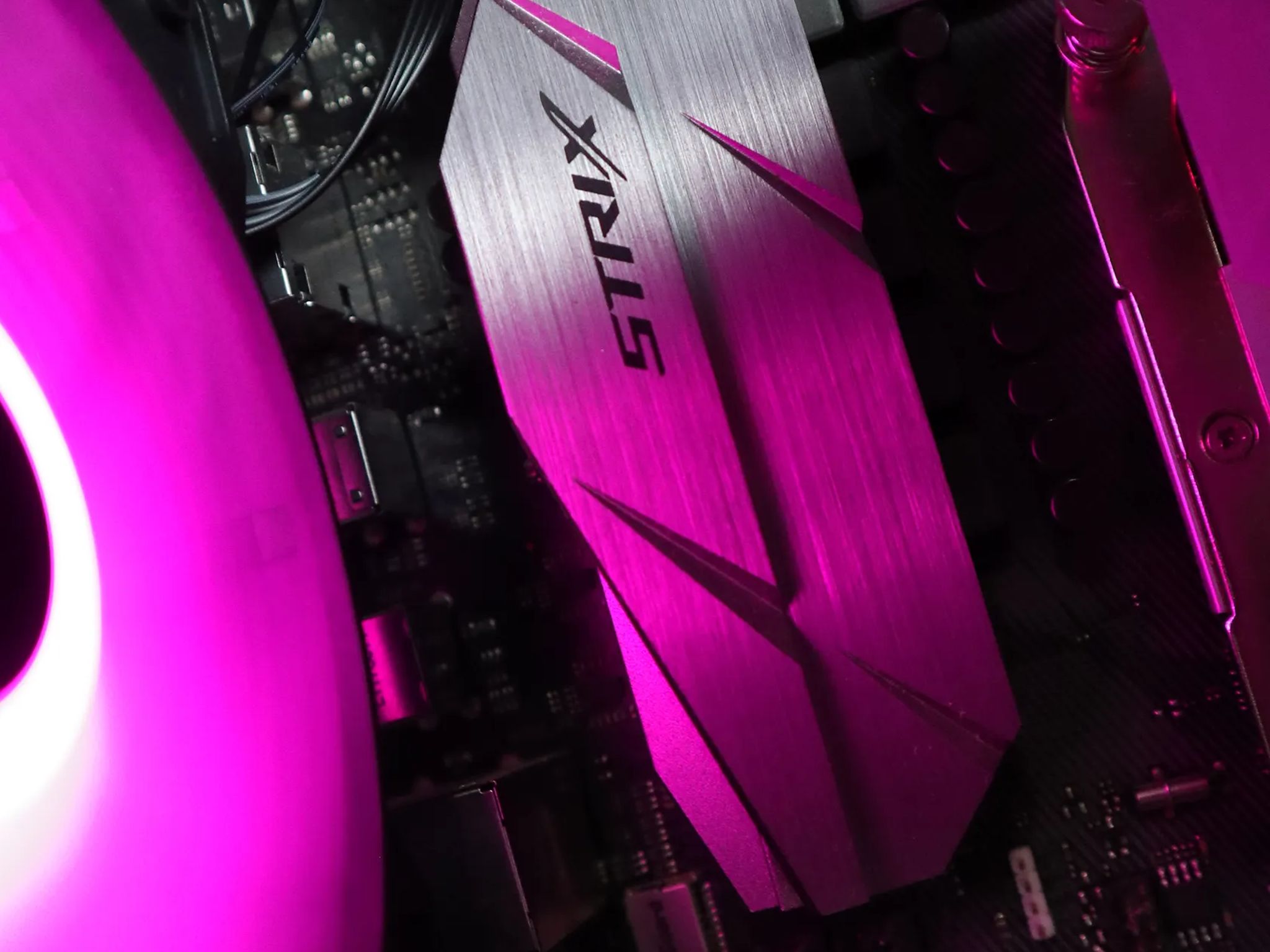 Castle | Ryzen 7 1700X/GTX 970