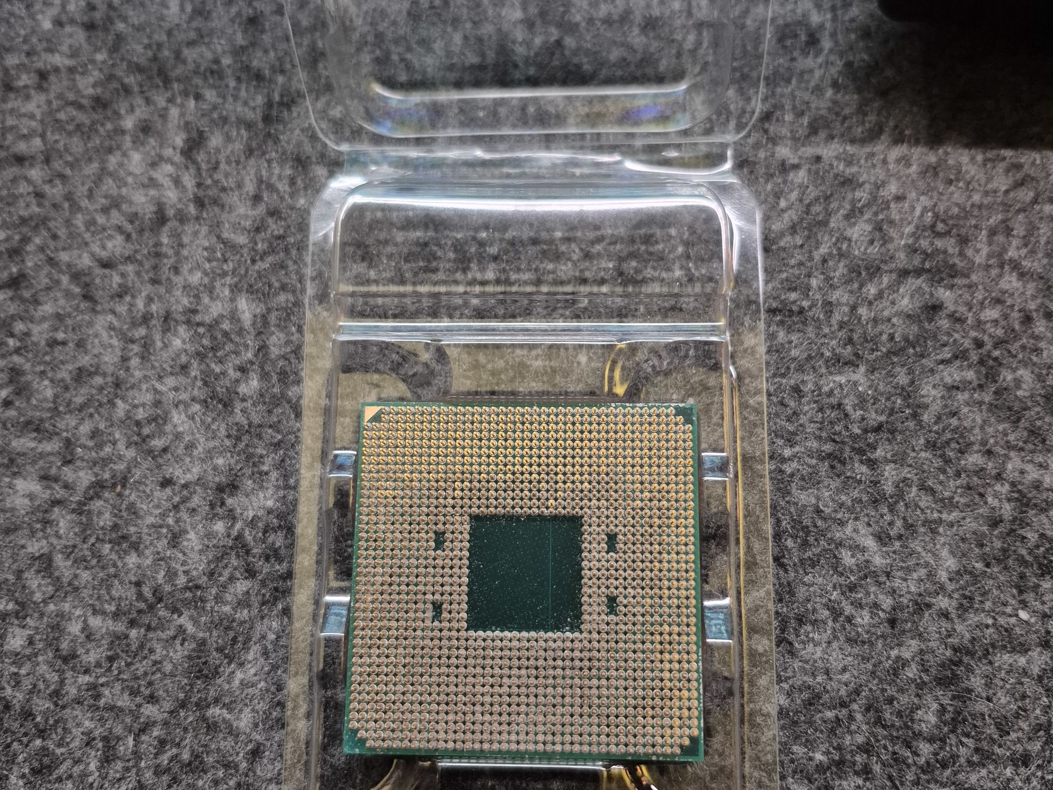 RYZEN 3 3100