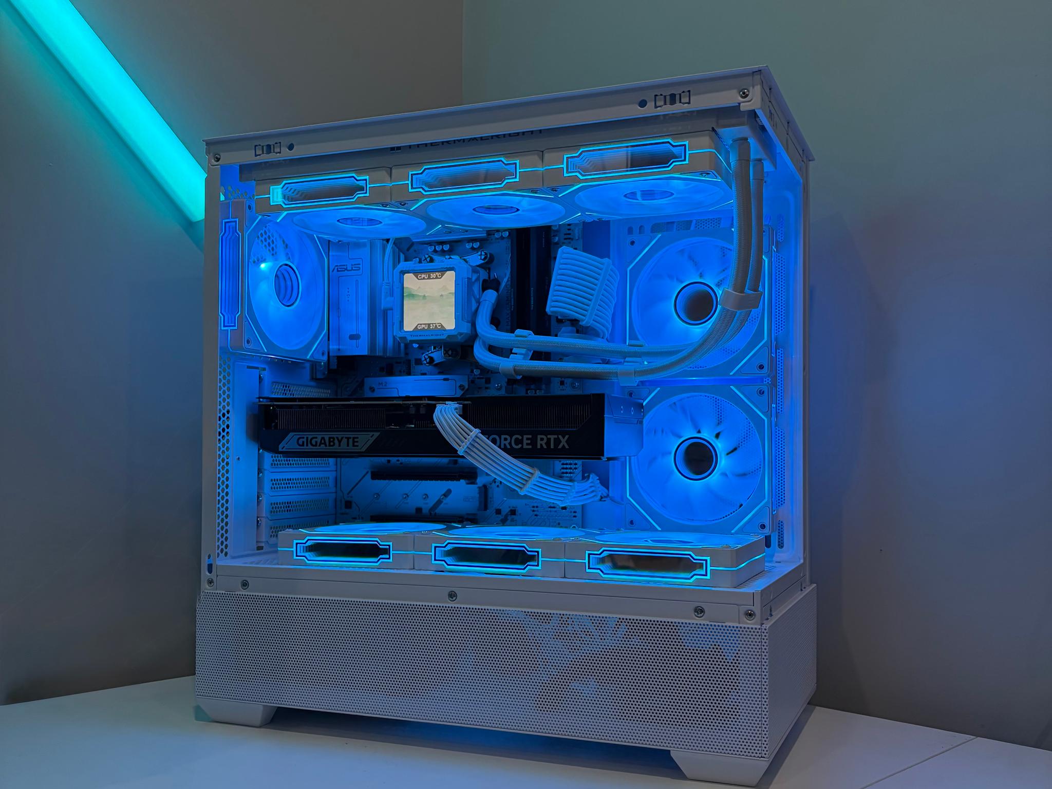 RTX 5070 Ti | Ryzen 7 7800X3D | 32GB DDR5 RAM | Gaming PC