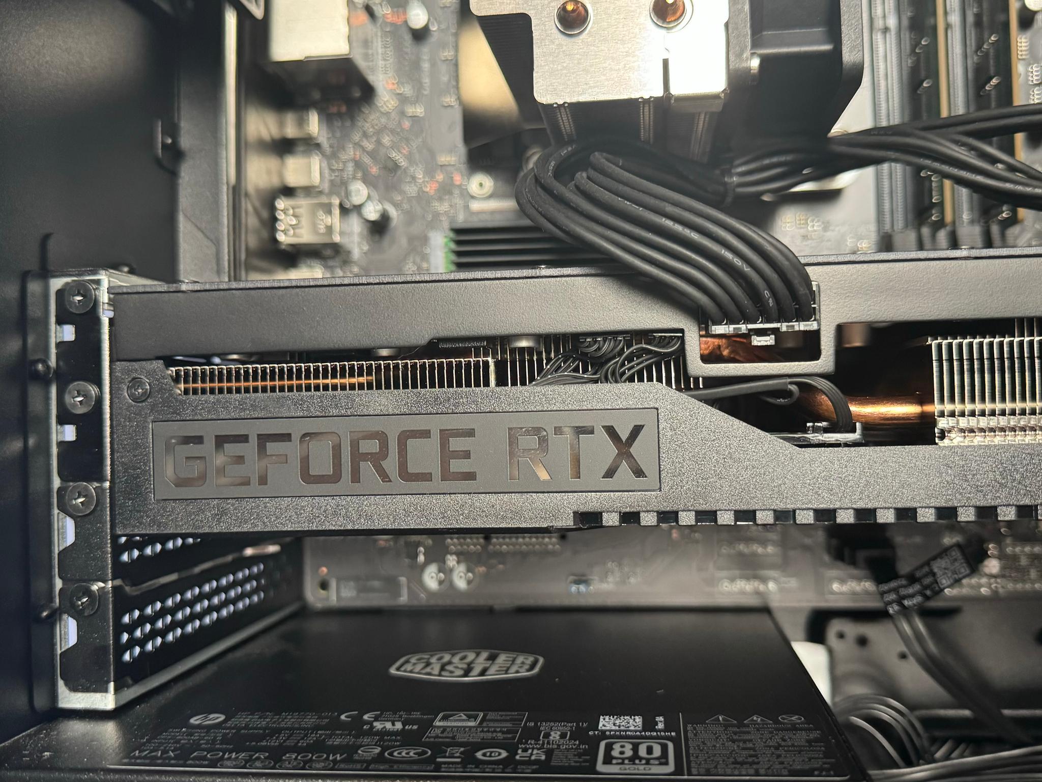 HP ENVY - RTX 3070Ti | i7 12700 | 16GB DDR4 | 1TB SSD