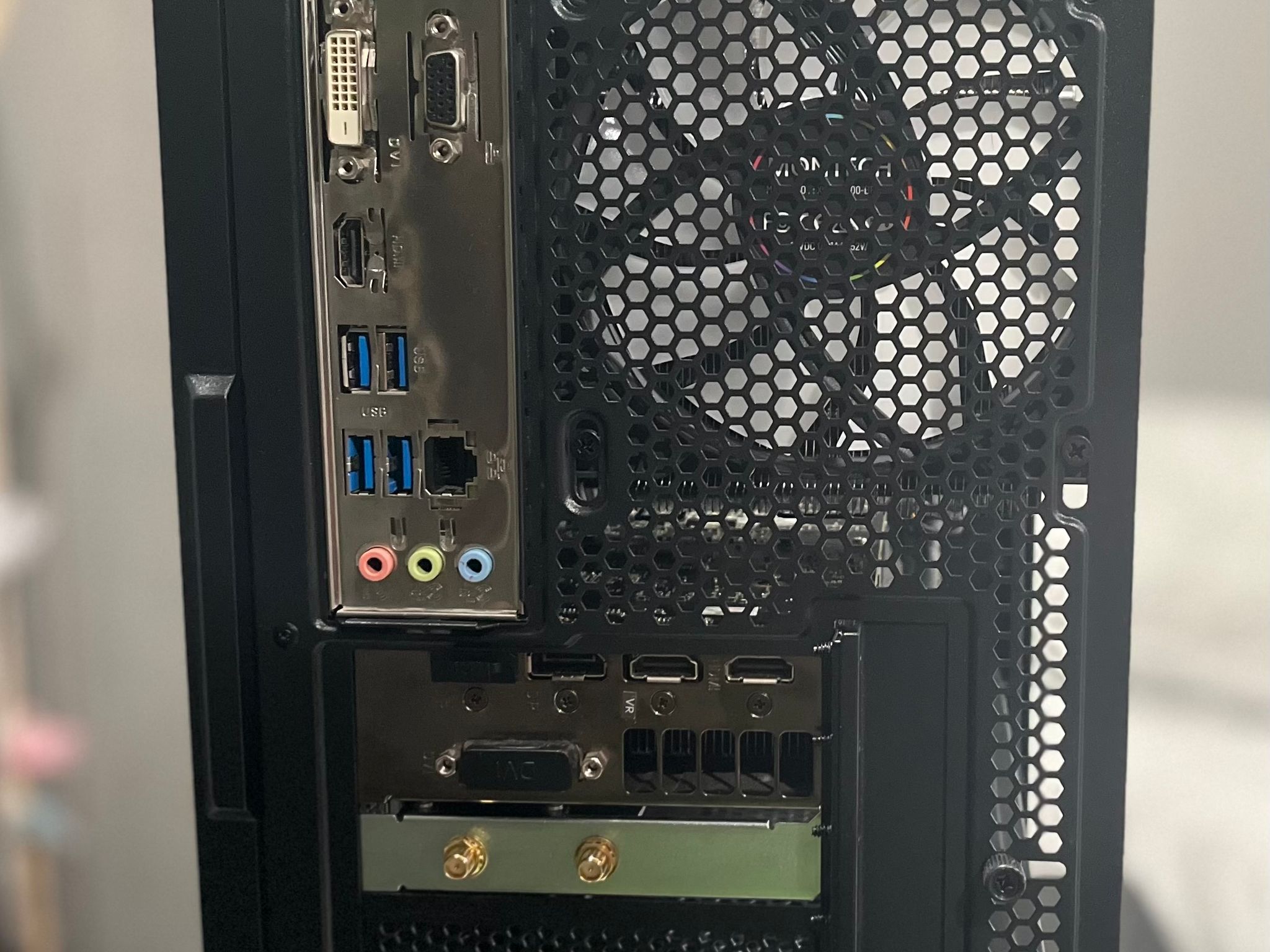 🎮NVIDIA Budget Gaming PC🎮 |WiFi| Intel i5 9400f | GTX 1080 Founders Edition |16GB RAM|512GB SSD|
