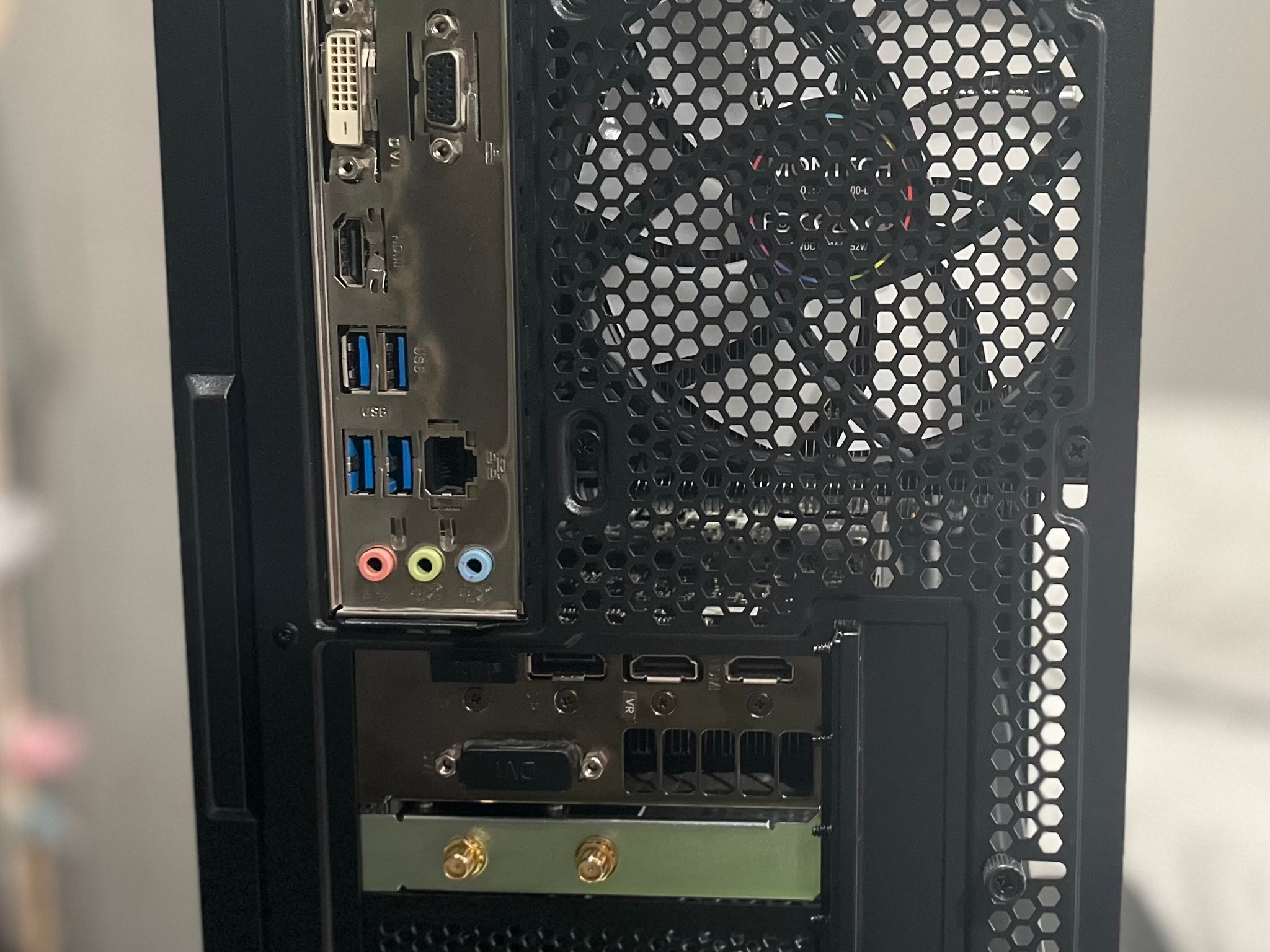 🎮NVIDIA Budget Gaming PC🎮 |WiFi| Intel i5 9400f | GTX 1080 Founders Edition |16GB RAM|512GB SSD|