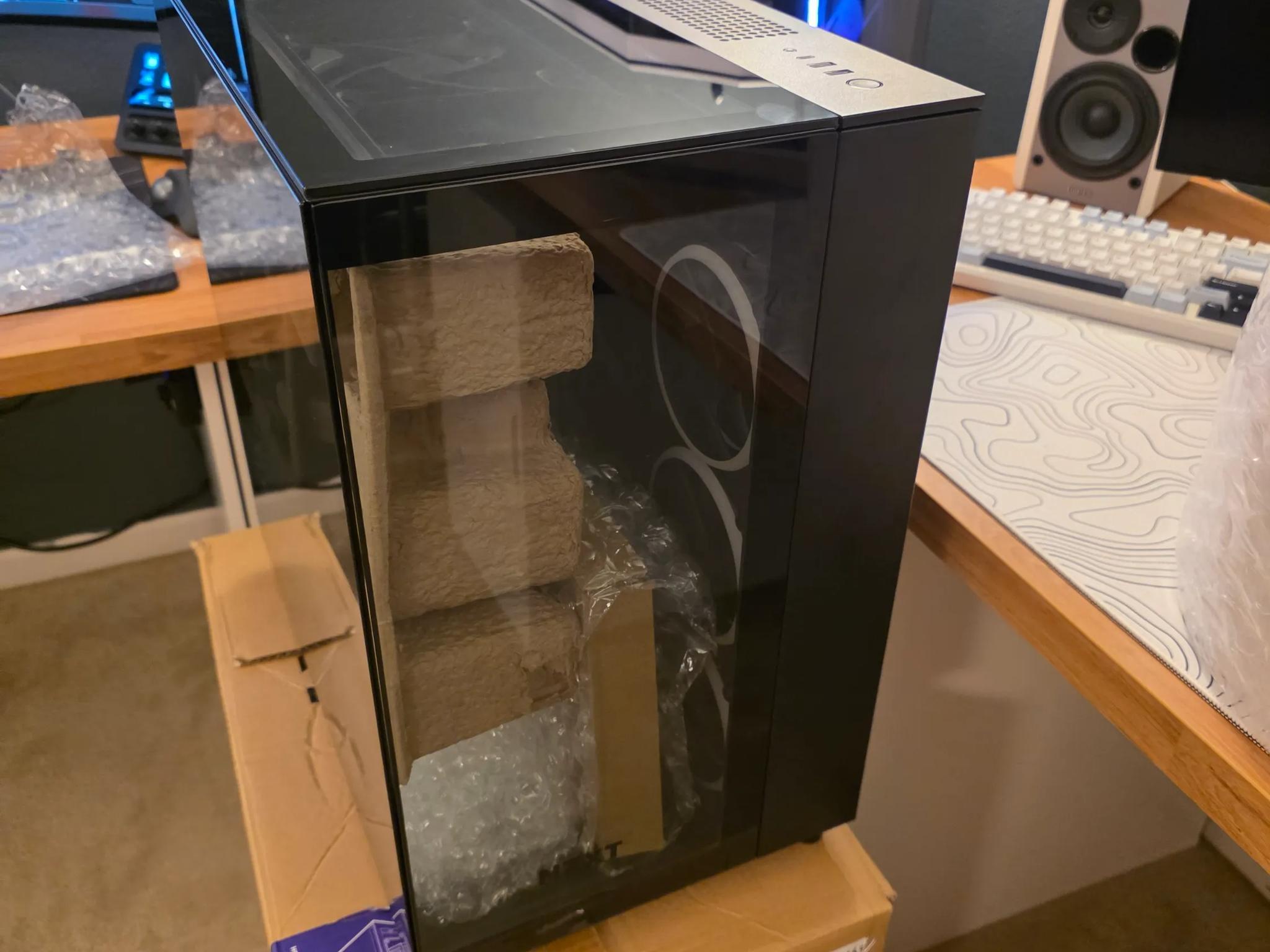 NZXT H9 Elite Tempered Glass ATX Mid-Tower Computer Case - Black EXTRA FANS