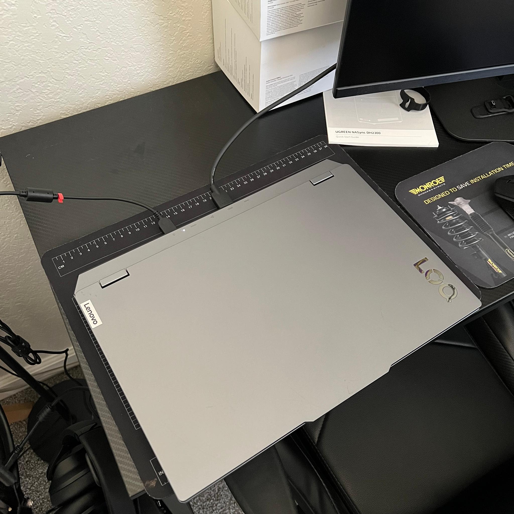 Lenovo-LOQ 15.6 Gaming Laptop AMD Ryzen 5 7235H 2023 32gb RAM NVIDIA GeForceRTX3050 6GB-512GB SSD
