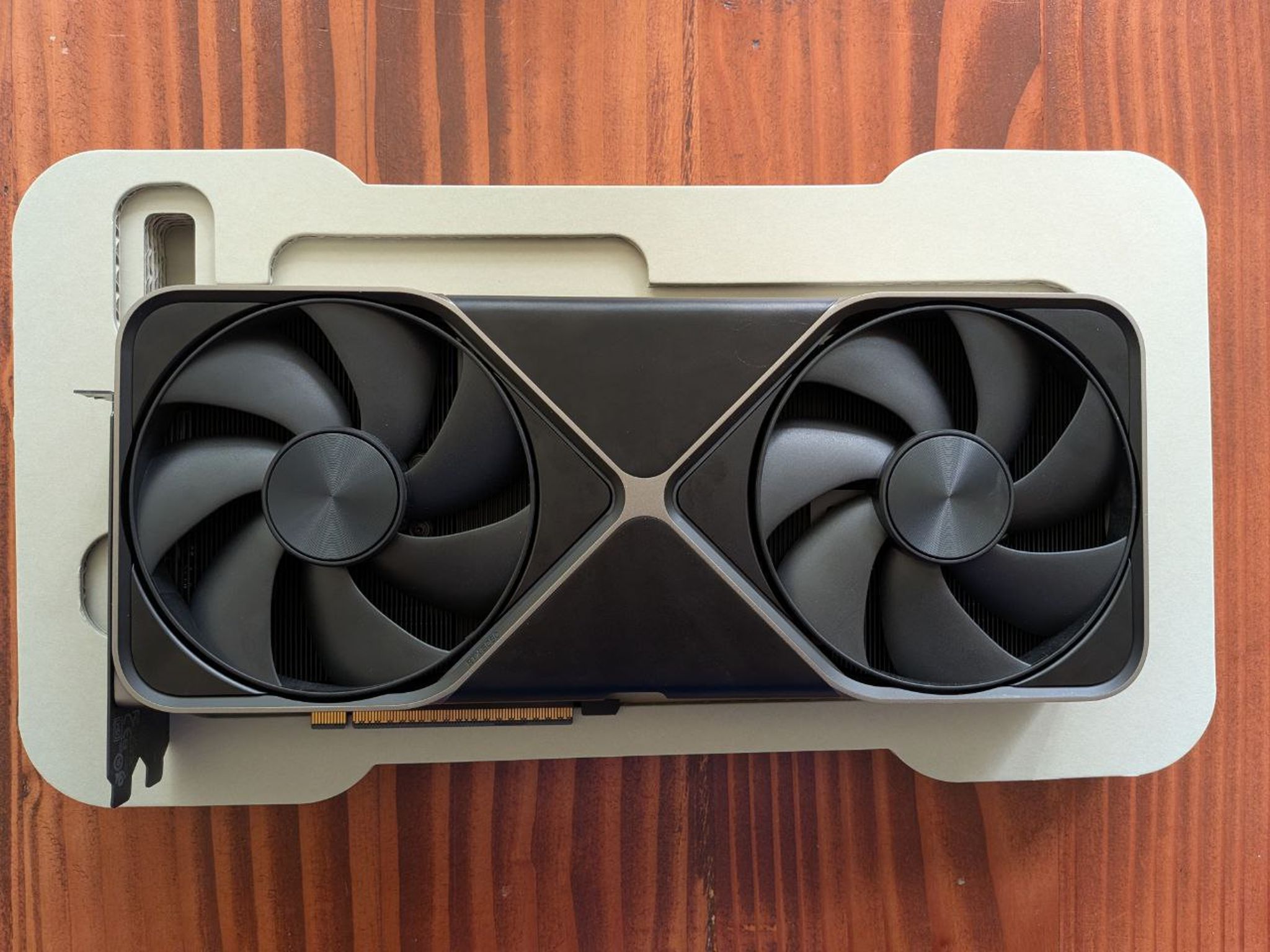 NVIDIA GeForce RTX 5080 Founders Edition