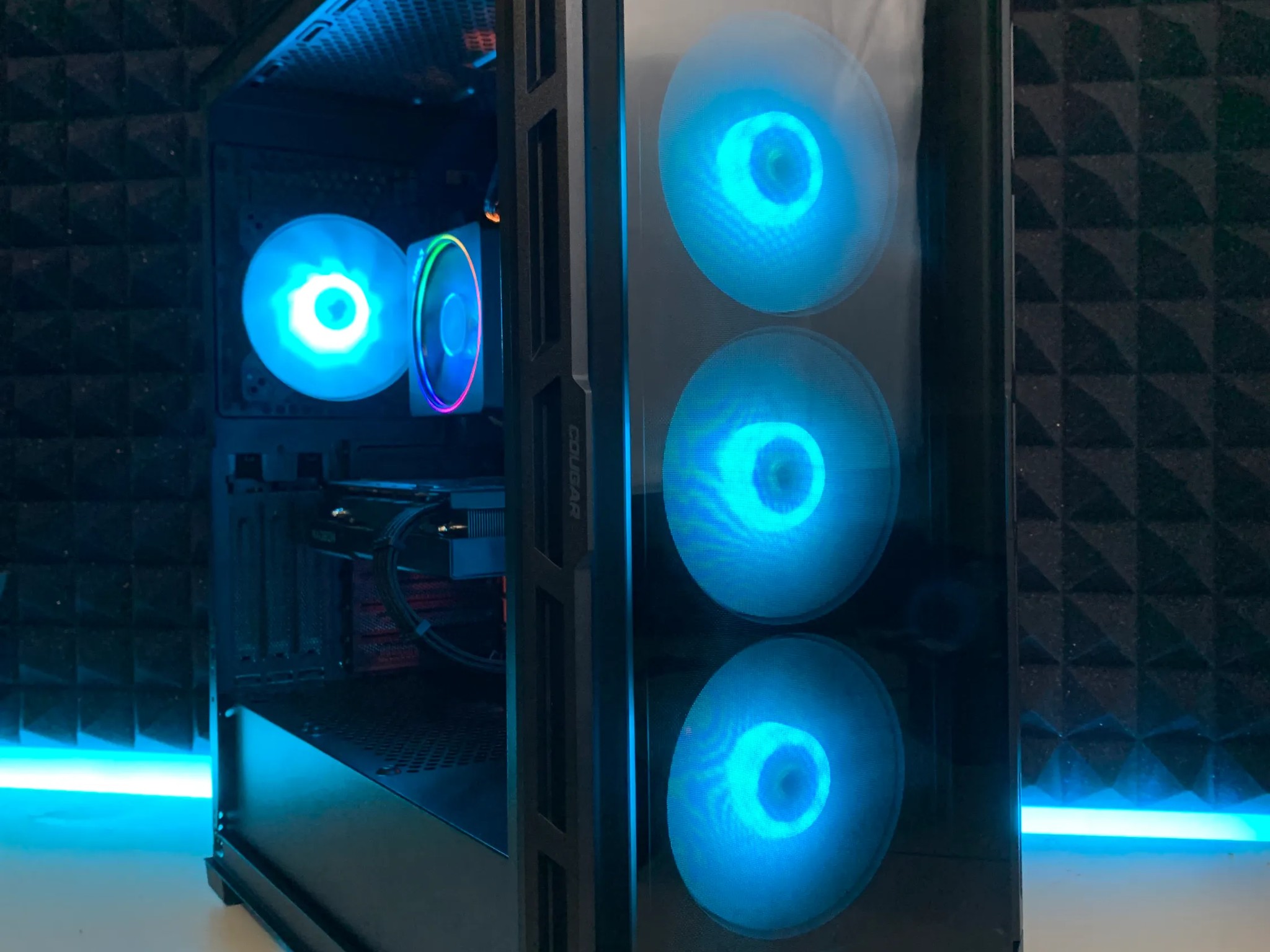 Resurge | Ryzen 5 5600G/RX 6650XT Gaming PC