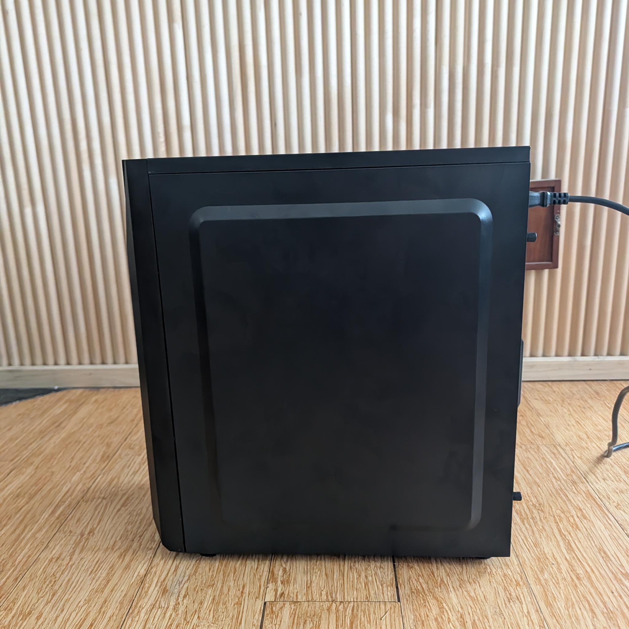 Custom Budget Gaming PC | GTX 970 | I5 7400 | 16GB | 256GB |