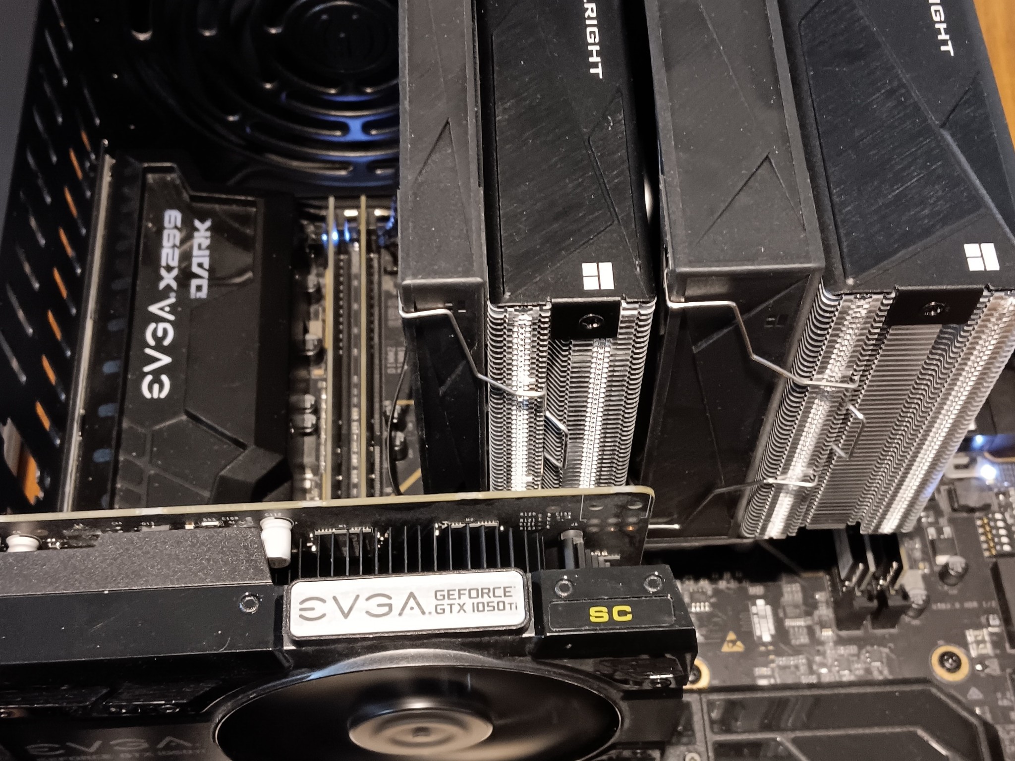 EVGA X299 Dark, Core i9 10900X, 32GB RAM, 1TB NVMe, Testbench ** READ DESC**
