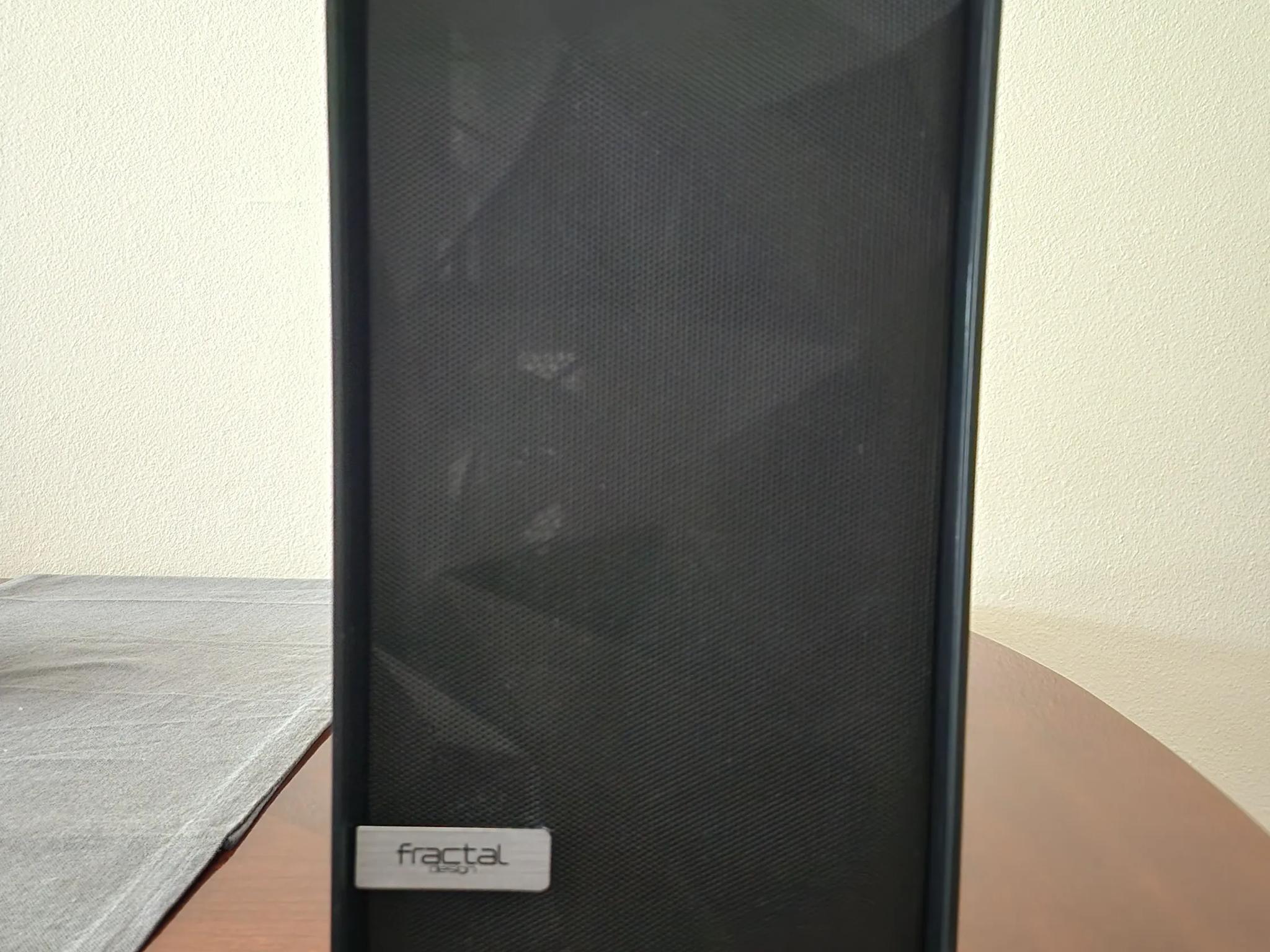 Intel I5-10600K | RX 6600 | 16GB DDR4 - Gaming PC