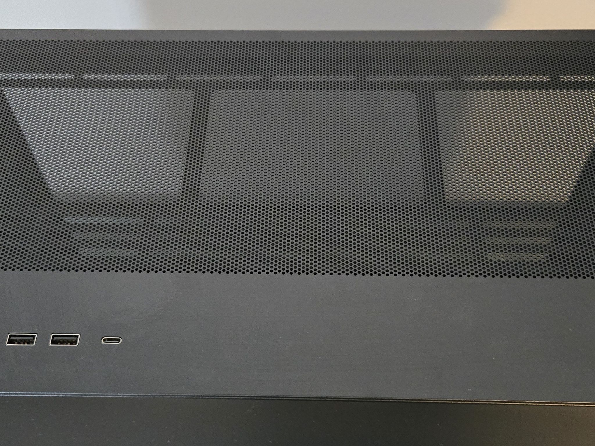 Antec Flux, Barely used, purchased in september 2025.  Black, great condition. All Fans Included